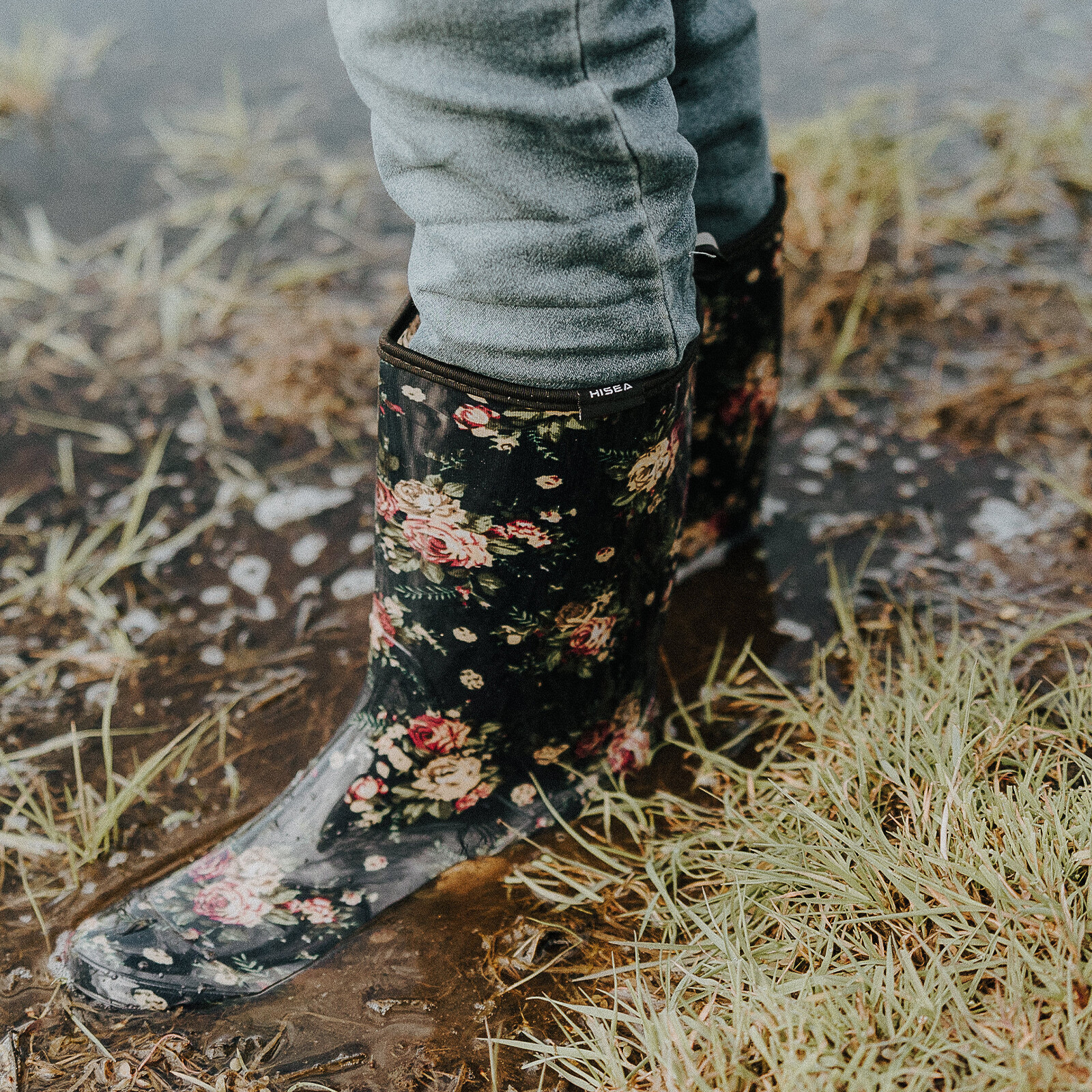 HISEA Women’s Printed Rain Boots Mid-Calf Waterproof Garden Boots Glossy Wellies