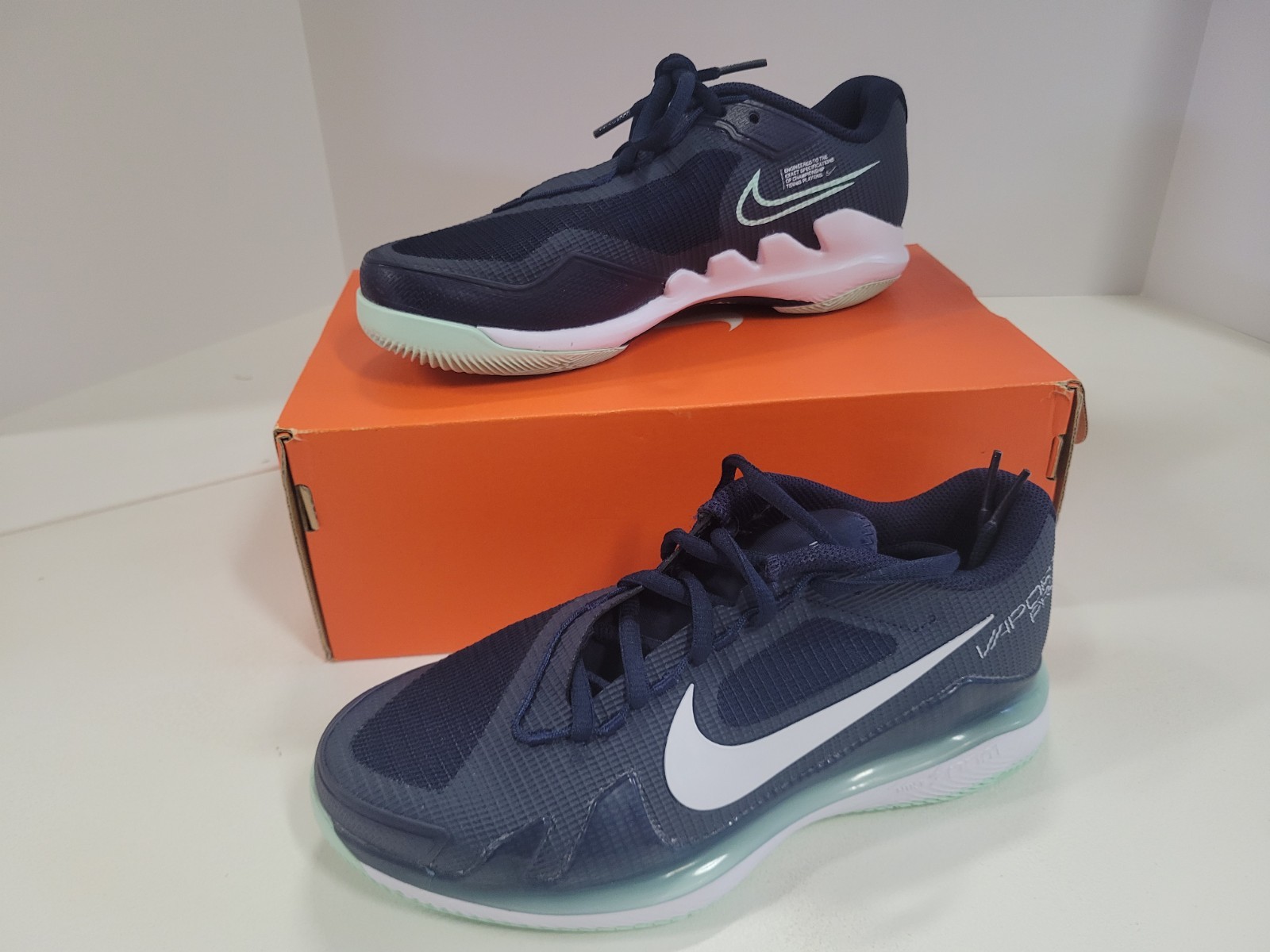 Size 6 – NikeCourt Air Zoom Vapor Pro Obsidian Mint Foam W