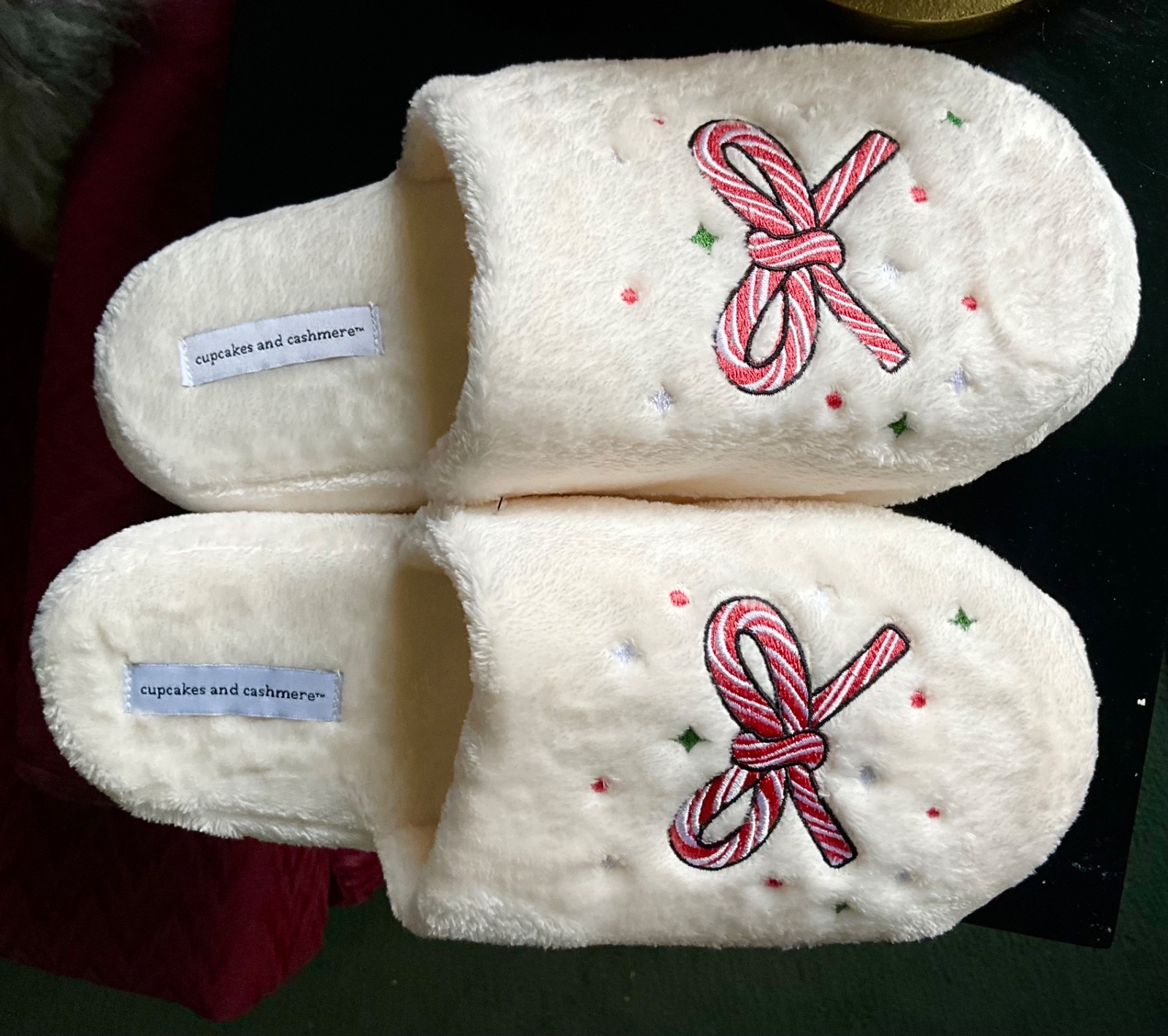 NEW Cupcakes and Cashmere Faux Fur Womens EMBROIDERED BOW SLIDES Slippers L 9 10