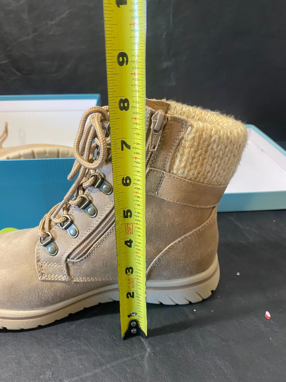 Cliffs by White Mountain Hearty Brown Boots Size 8.5W 8 1/2 W Boot pair new