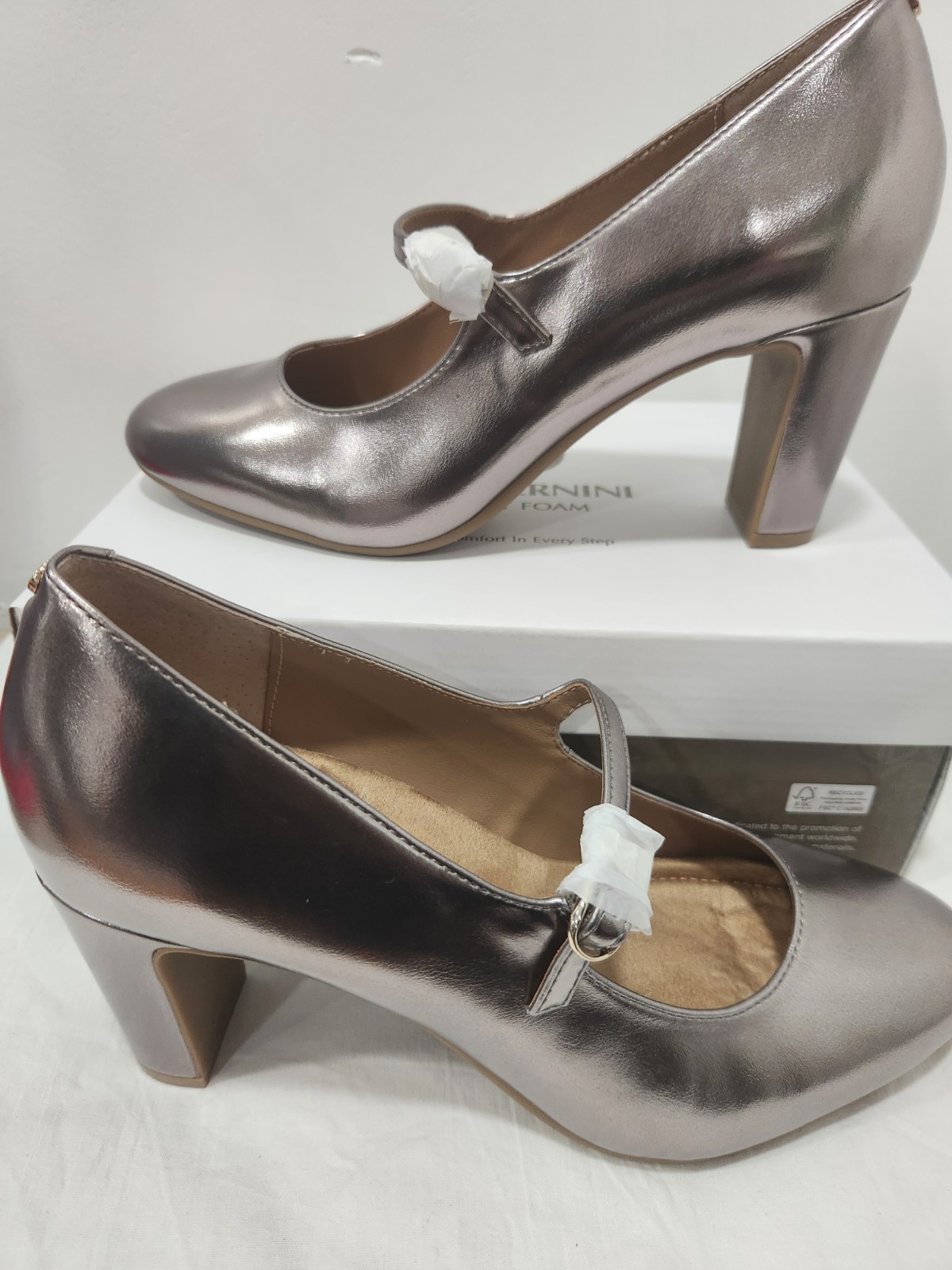 Giani Bernini Women’s Valeriee Memory Foam Mary Jane Pumps SIZE 9M, 10M, 11M
