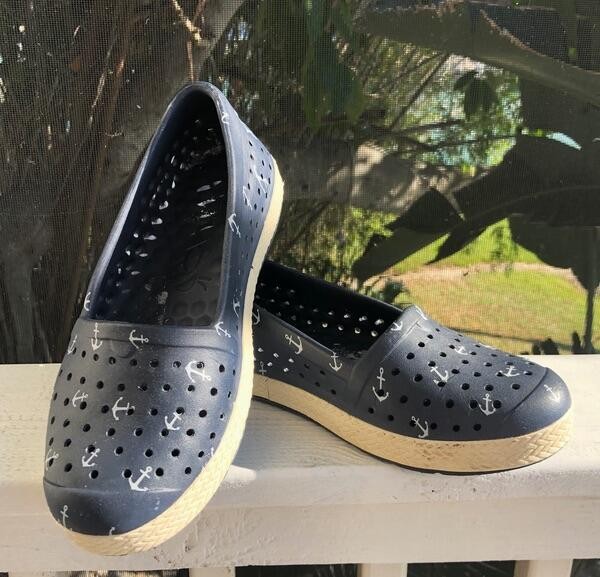 JOYBEES ESPADRILLE SLIP ON SHOES Sz 8 Navy Nautical Anchor Print Excellent VEGAN