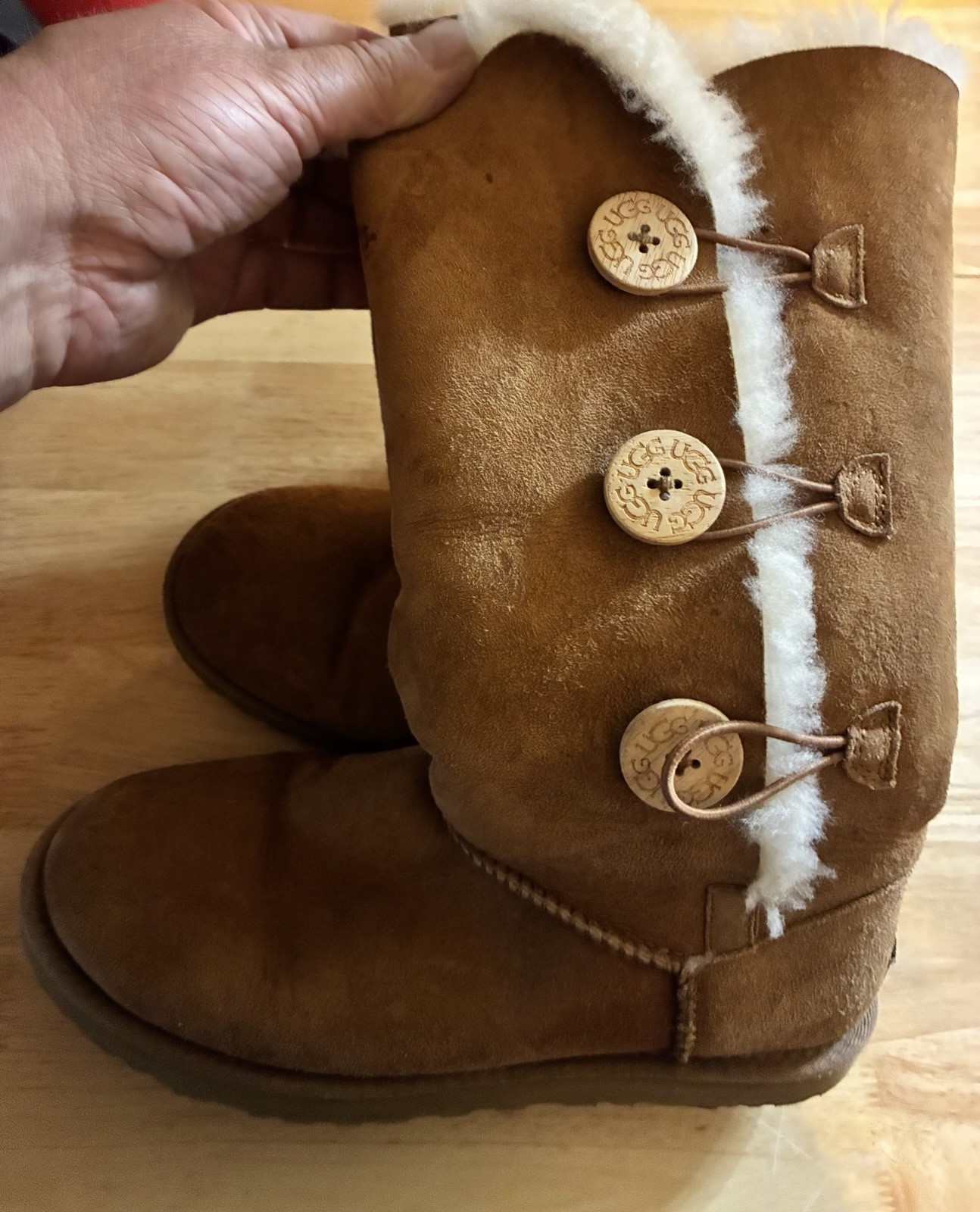 UGG Australia Bailey Button Triplet Brown Suede Sheepskin Boots Womens US 8
