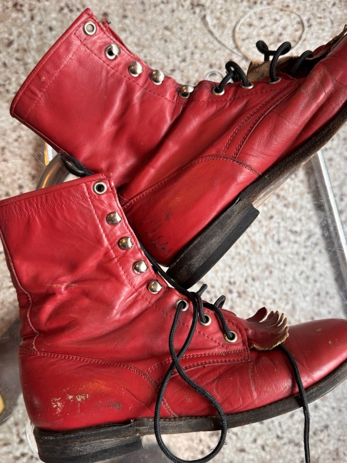 justin roper leather boots red W size 6 scuffed n well worn plenty of life