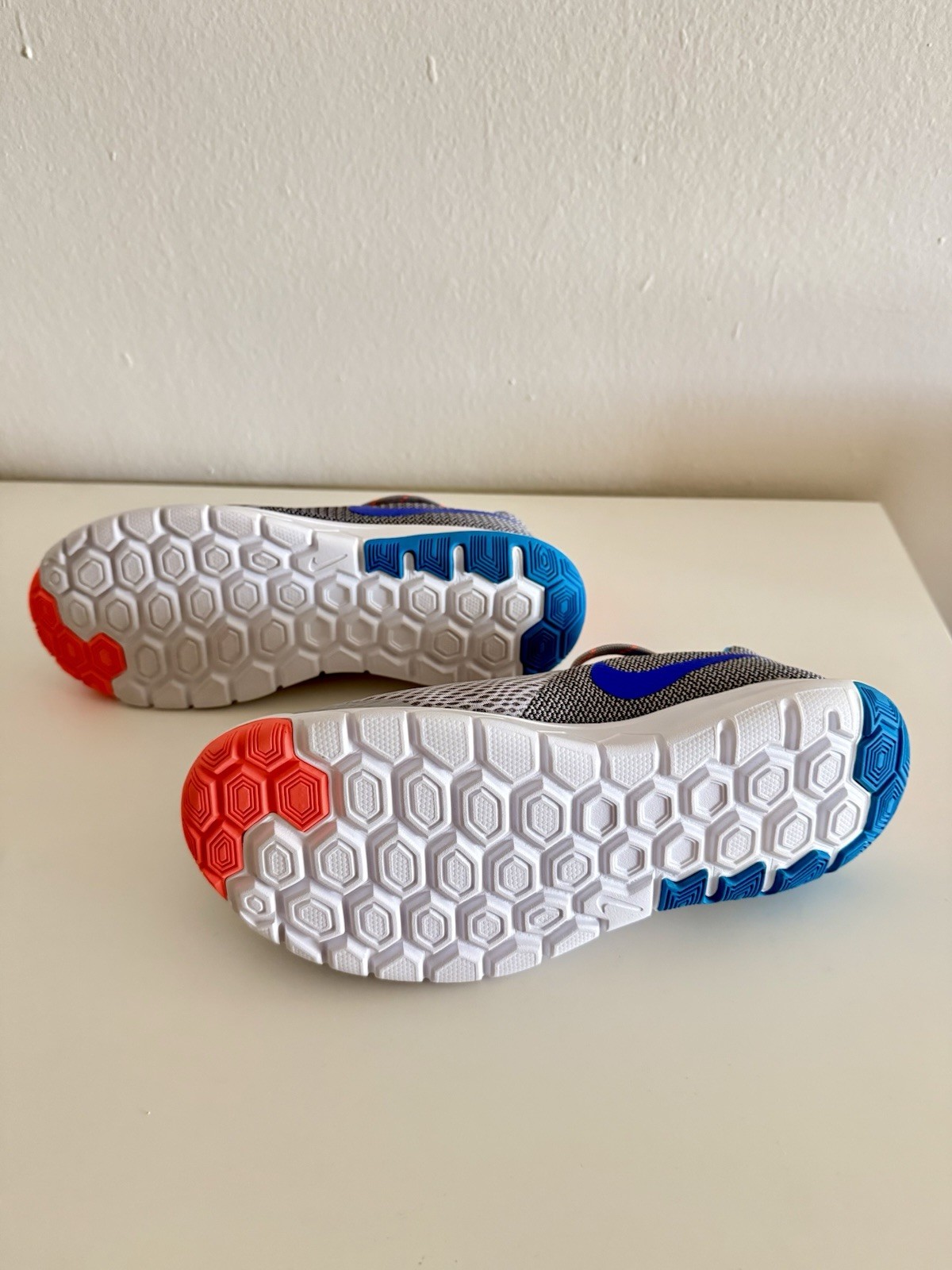 Nike Flex Experience RN 5 Running Shoes Women’s Sz 7 Gray Blue Orange 844729-003