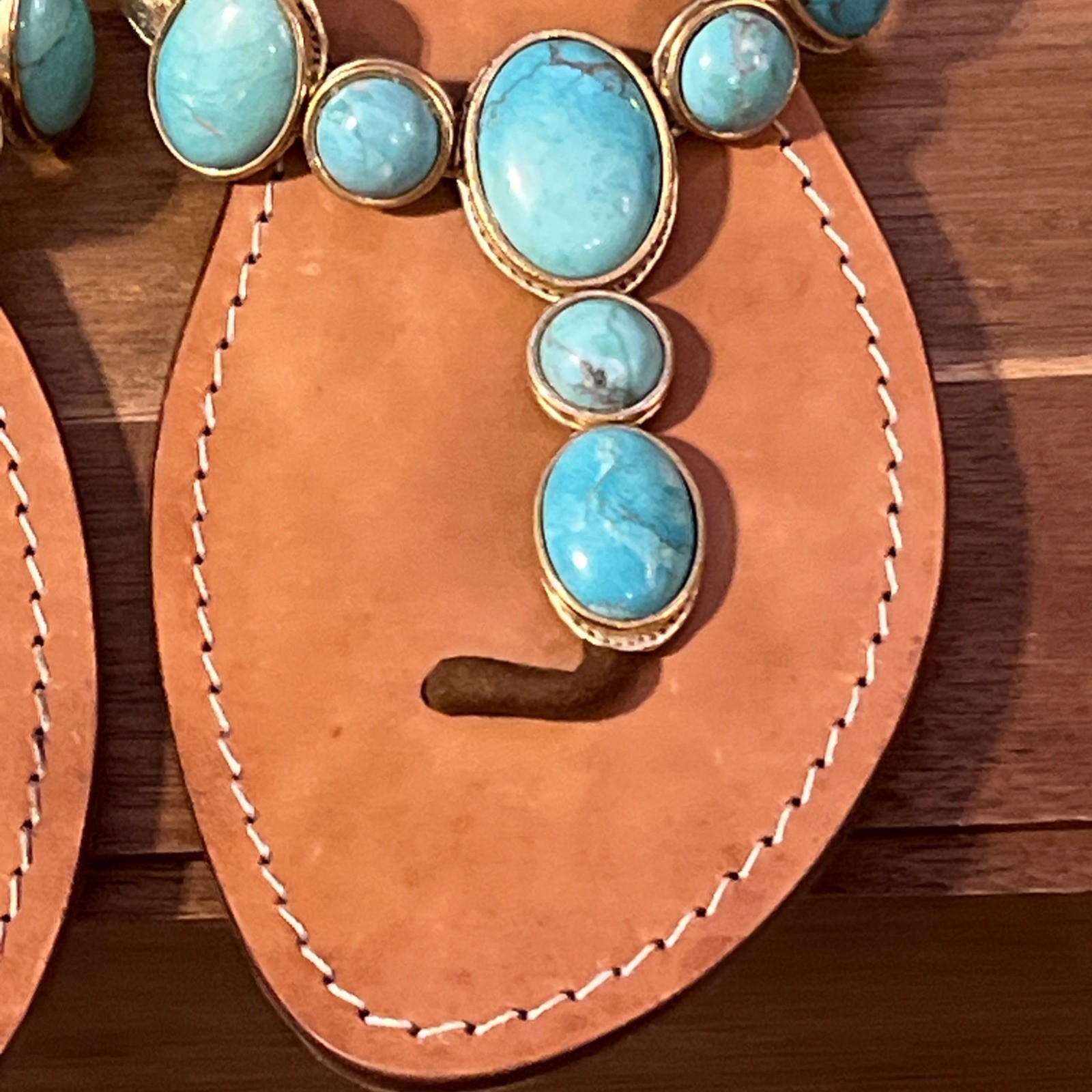 Mystique Sandals Womens Turquoise Gold Leather Sole Wood Heel Sz 10 Indonesia