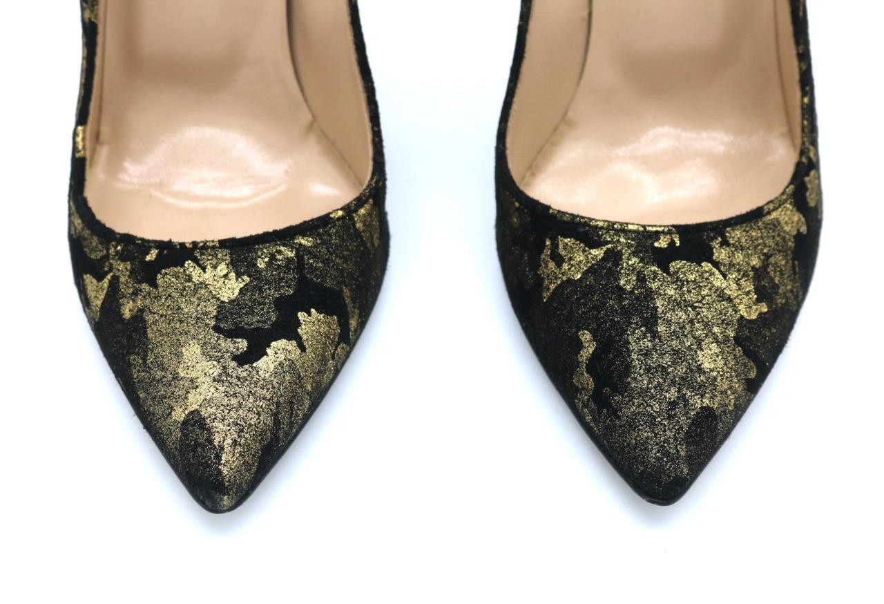 Oscar de la Renta Black Gold Metallic velvet suede 4″ Stiletto Heels Shoe Pump36