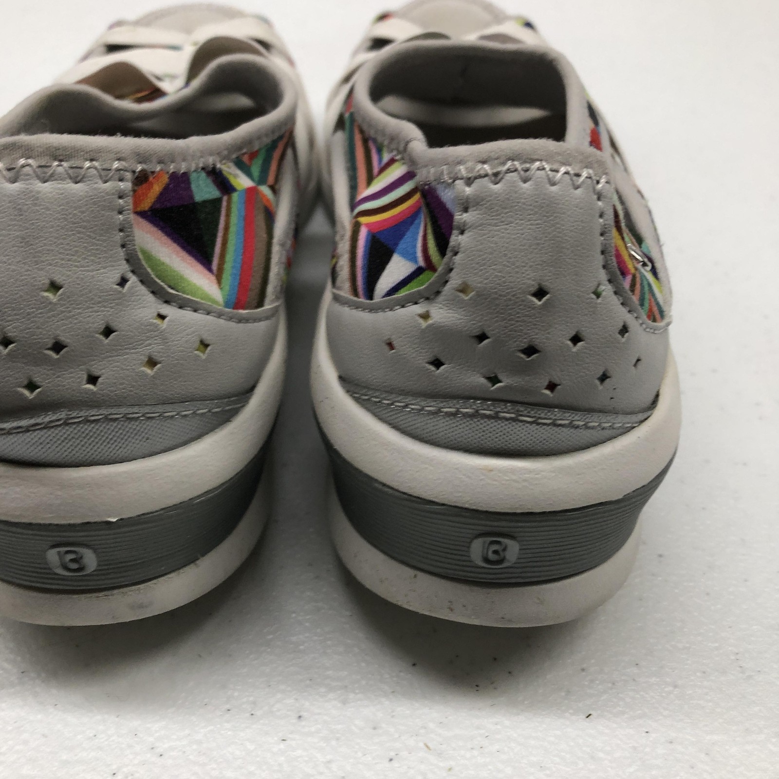 Bzees Frill Sandals Shoes Womens Size 8.5 Multicolor Fisherman Wedge Comfort