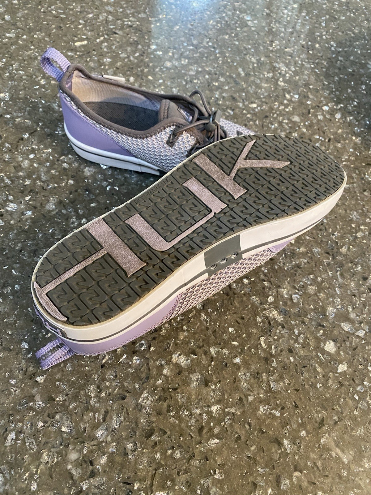 Huk Women’s Size 8 Mania Fishing Shoes Lilac Charcoal