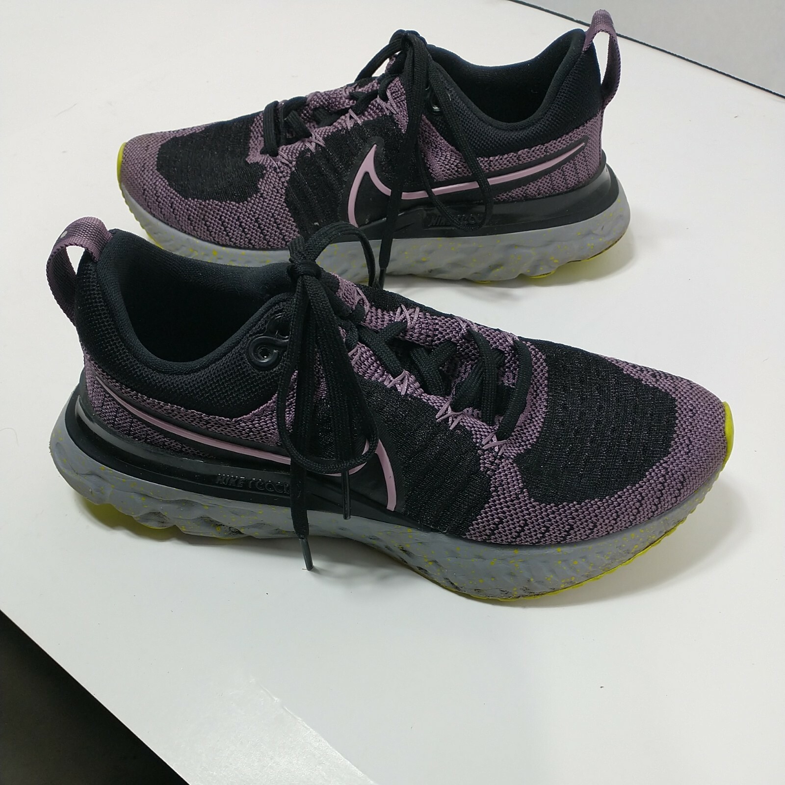 Nike Womens SZ 6.5 React Infinity Run Flyknit 2 CT2423-500 Black Running Shoes