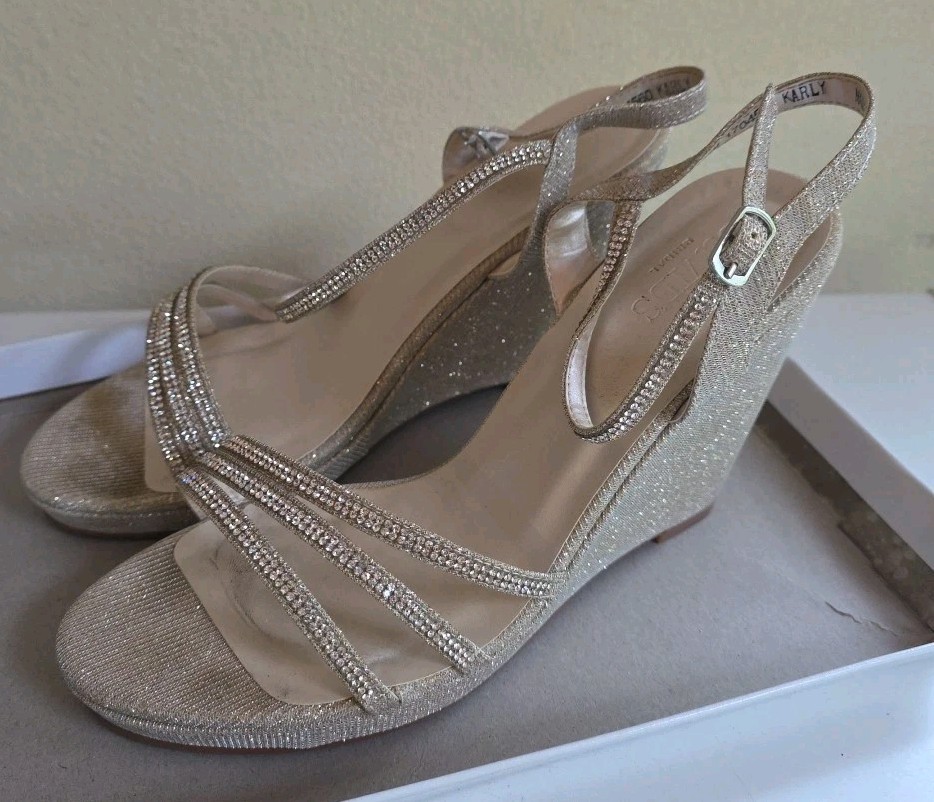 David’s Bridal Glitter Metallic Wedge Embellished Straps M Champagne KARLY Sz 9M
