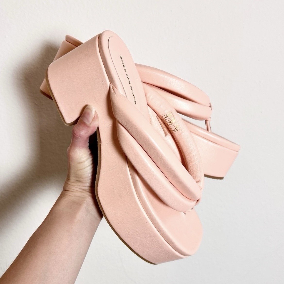 NWT Dries Van Noten 100% Leather Pink Thong Slip-On Sandals Women’s Sz 8.5