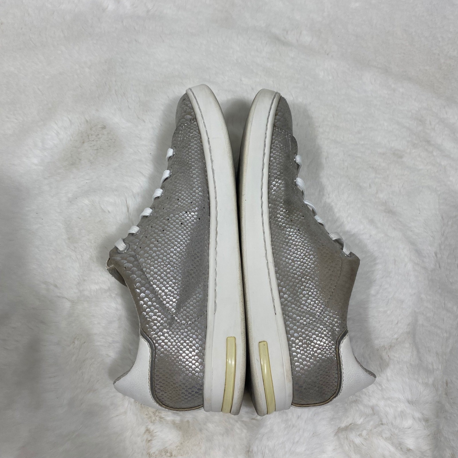 Geox Silver Snake Embossed Leather Fashion Sneakers Casual Shoes Women’s 9