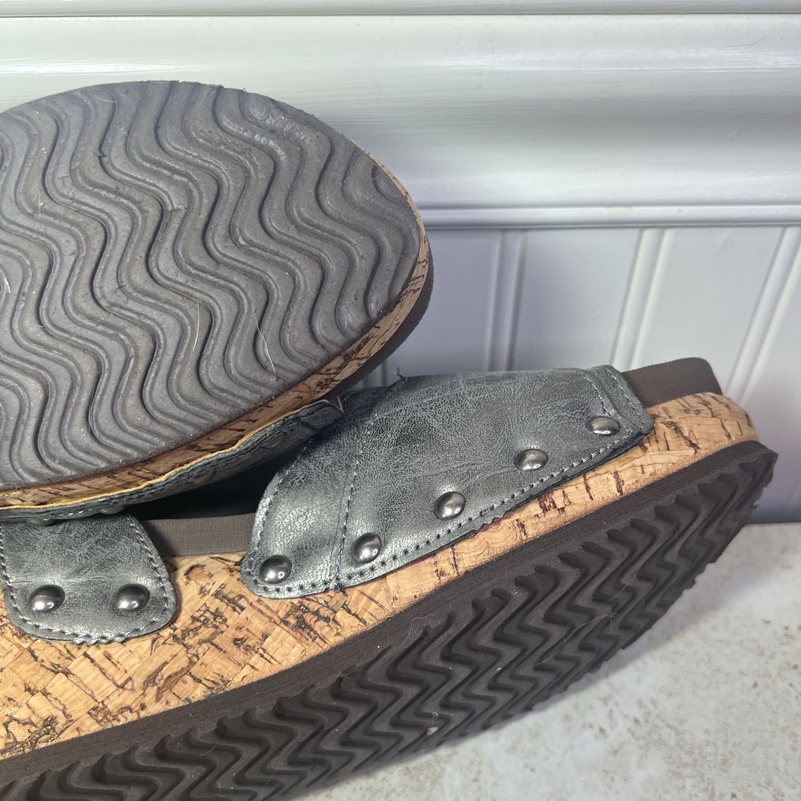 Corkys Metallic Silver Studded Platform Cork Wedge Sandal 9 Comfortable Edgy