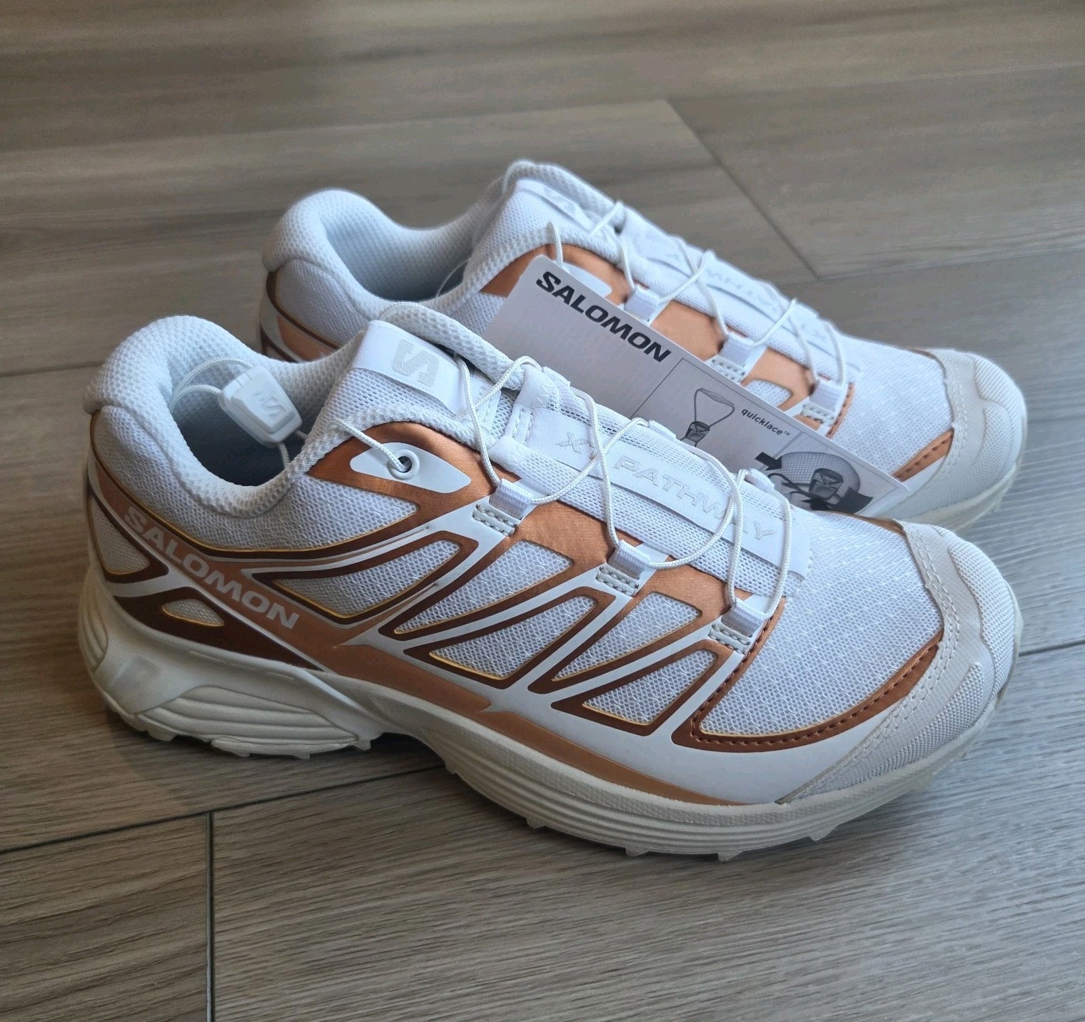 Salomon XT Pathway Metallic Trail Shoes Women’s 6 Men’s 5 White Copper NIB