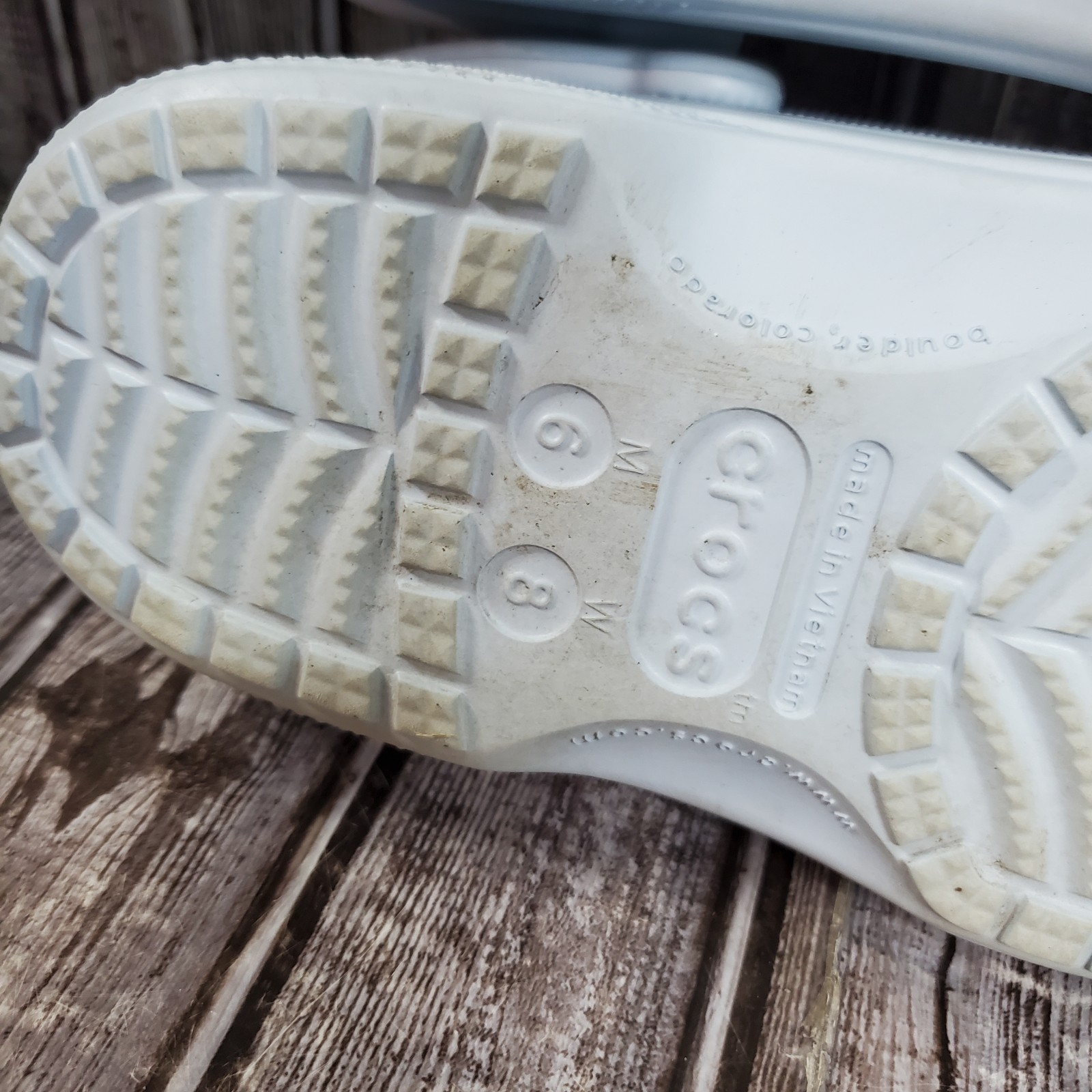 Crocs Unisex Baya Lined Faux Fur Strap Clogs Shoes Light Blue Women’s 8 Men’s 6