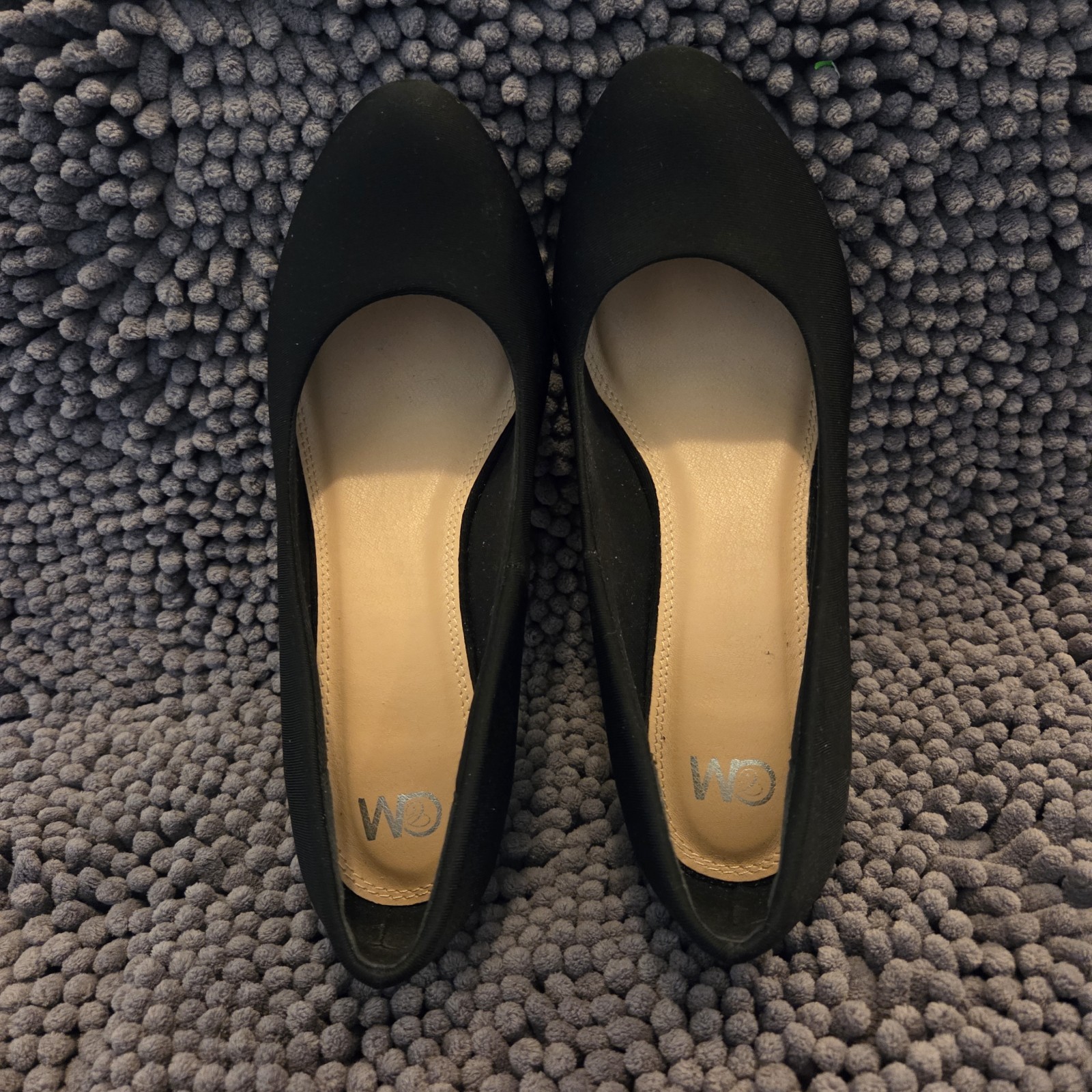 Black Closed Toe Stiletto Heels Womens 9 M Round Toe Slip On Pump Dressy C&M