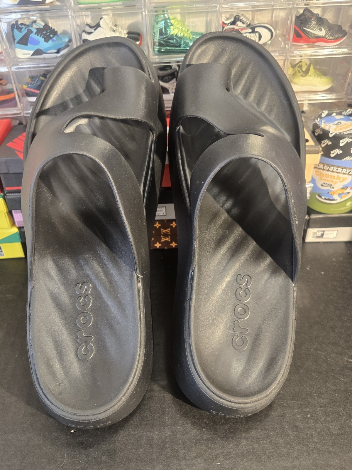 Crocs Women’s Getaway Platform Toe Loop Strappy Black Sandal Size11