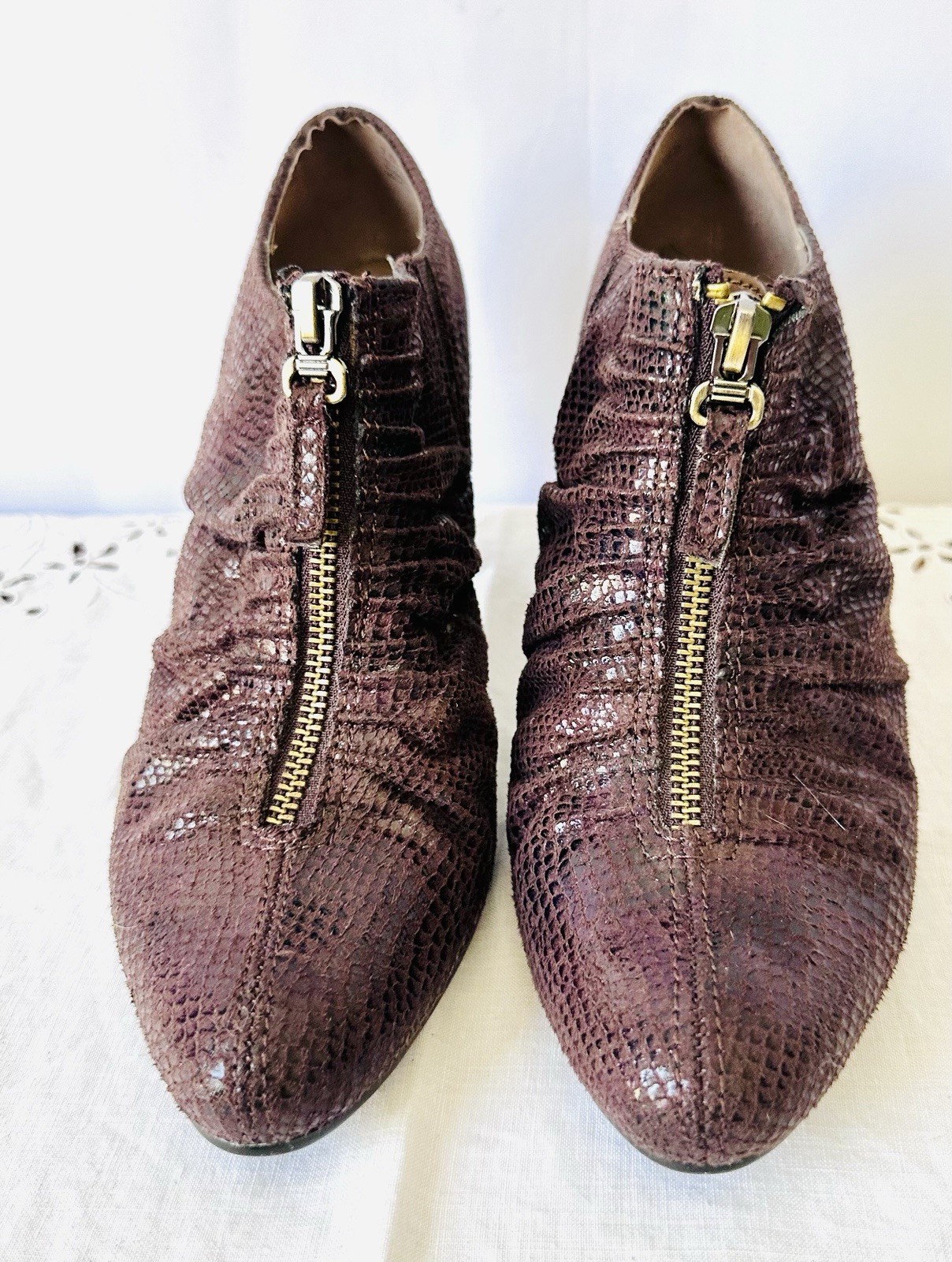 AEROSOLES FORTUNATE Brown SHIMMER SNAKESKIN ANKLE BOOTS ZIP FRONT Women’s 7.5