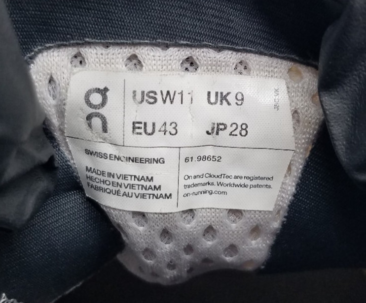 On Cloudmonster Swiss Engineering Women’s Size 11 Running Shoes *See description