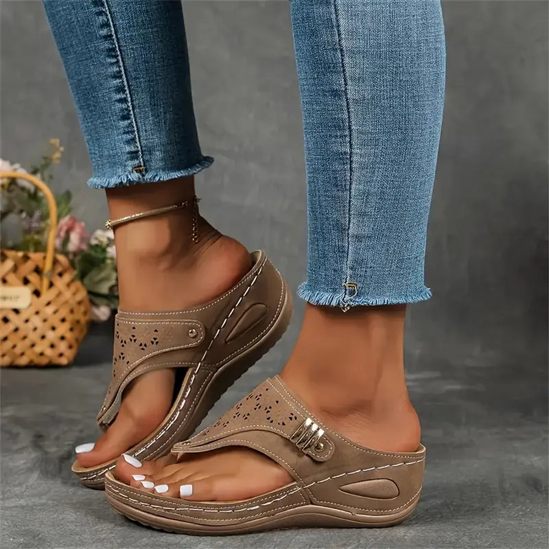 Slippers for Women Wearing Flip Flops for Summer, New Sandals for Women
