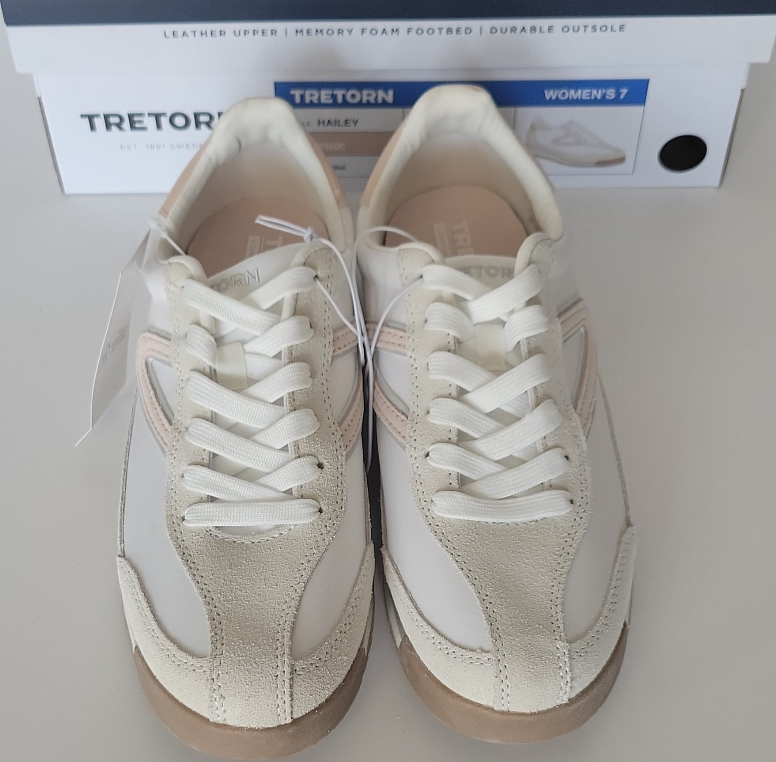 Tretorn Hailey Women’s Size 7 White/Pink Memory Foam Low Top Sneaker