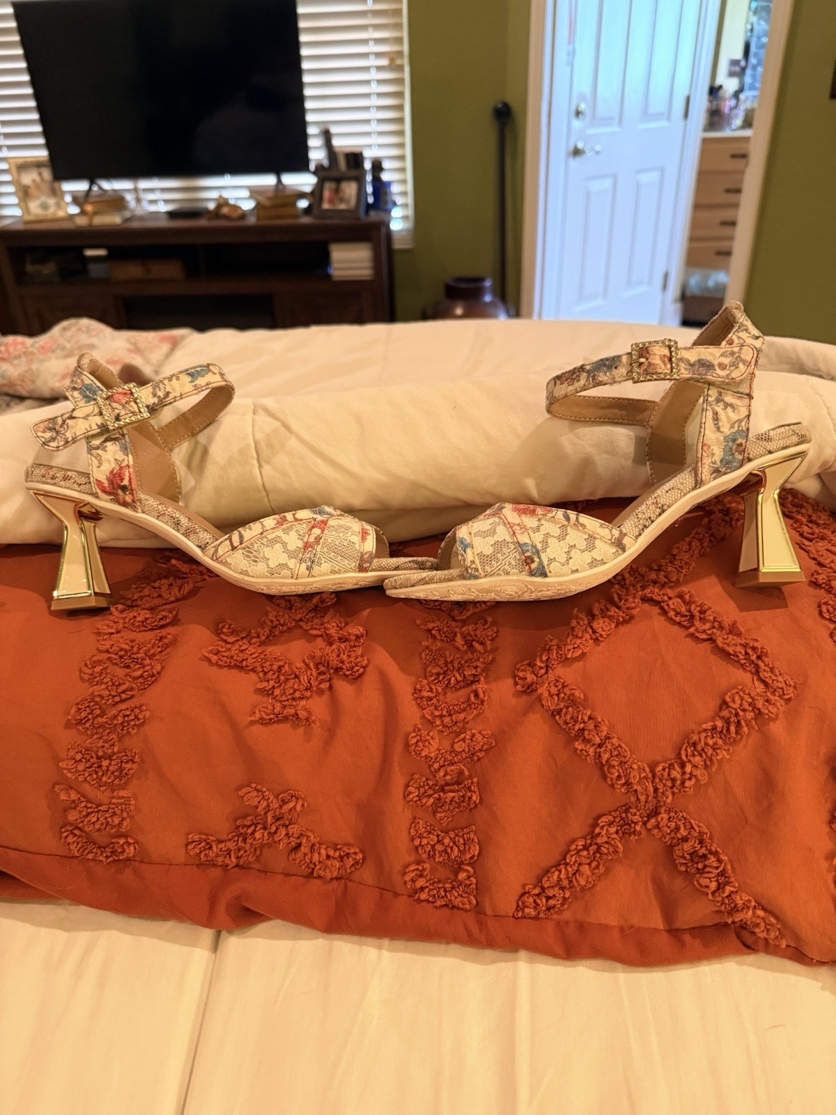 womens shoes size 7 heels