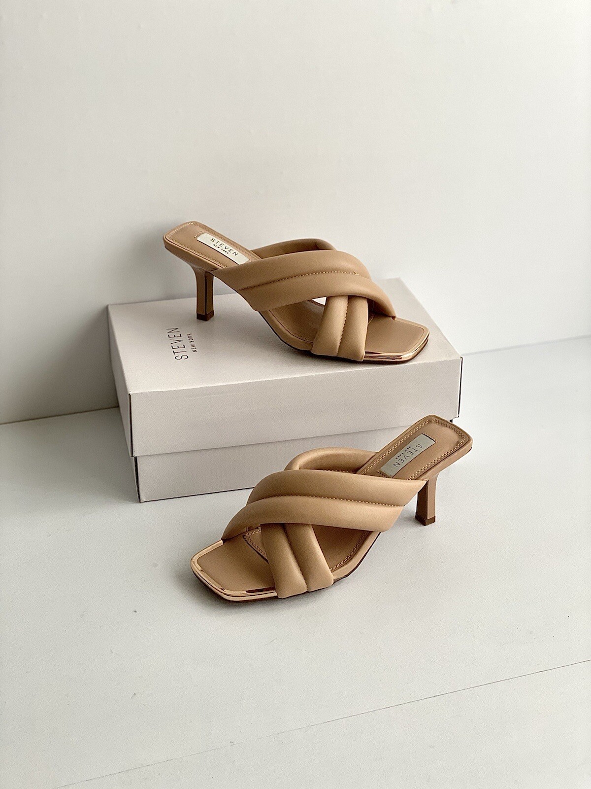 ✨New STEVEN NEW YORK Imara Faux Leather Squared Toe Sandals Nude Womens Size 7M