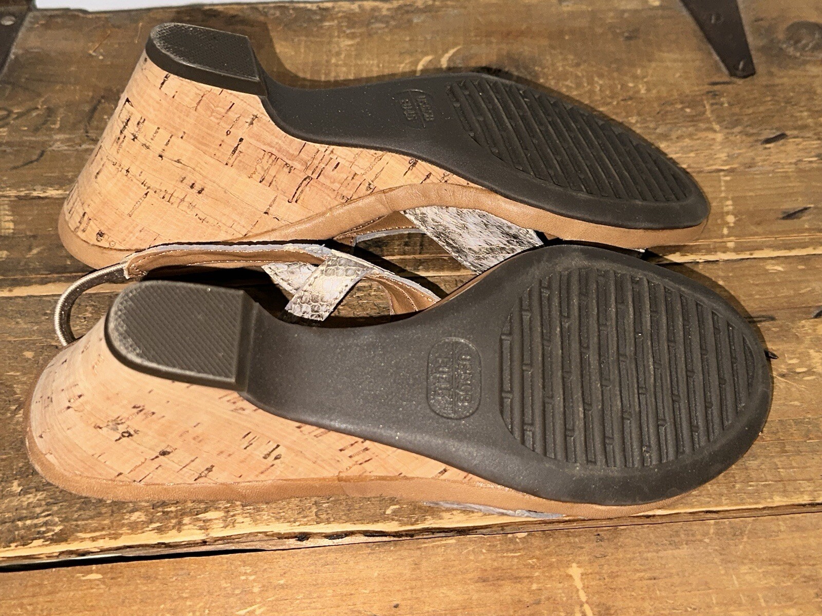 The Flexx Cutout Metallic Leather Embossed Snakeskin Pattern Cork Wedge-Size 6.5
