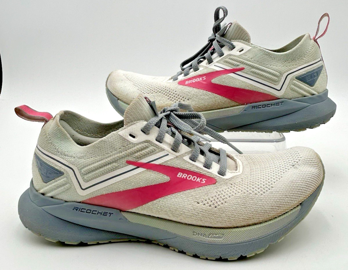 Women’s 8.5 Brooks Ricochet 3.0 Running Shoes Gray Pink Sneakers