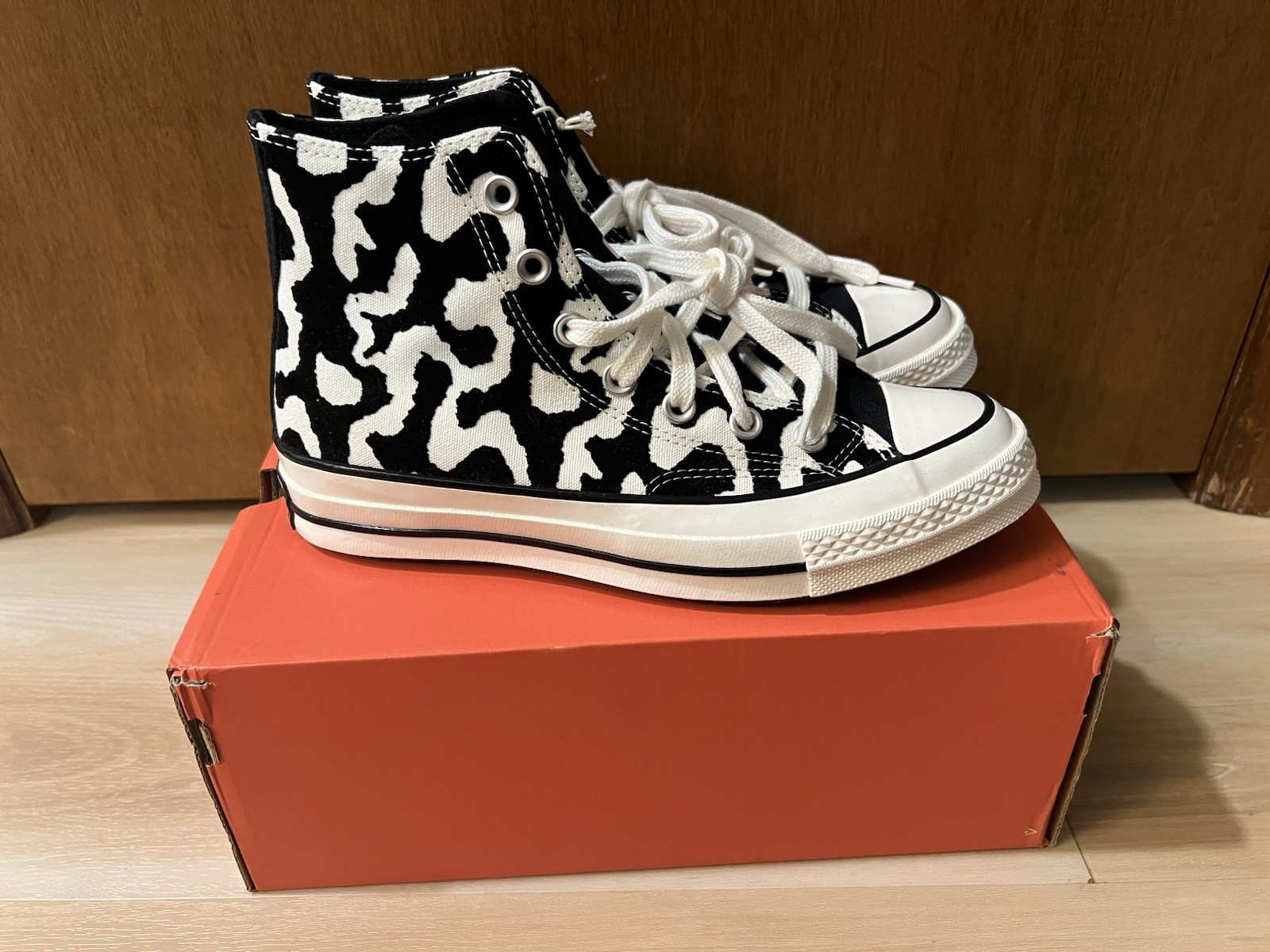Converse CHUCK Taylor All Star HI A12350C Black Leopard Graphics Mens 6 Womens 8