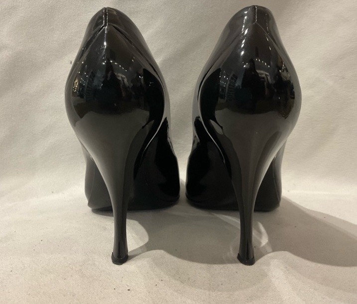 Miu Miu Black Patent Leather Peep Toe Stiletto Heels Size 7.5Excellent Condition