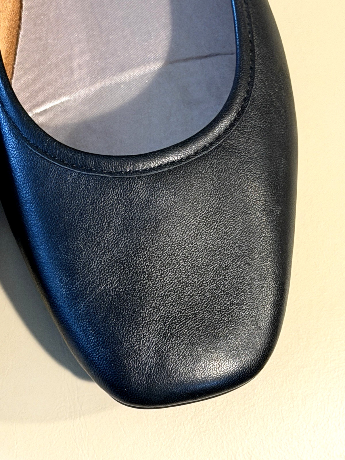Vionic Orinda Womens Black Leather Ballet Flats Size 9 Comfort Shoes BD01-2024