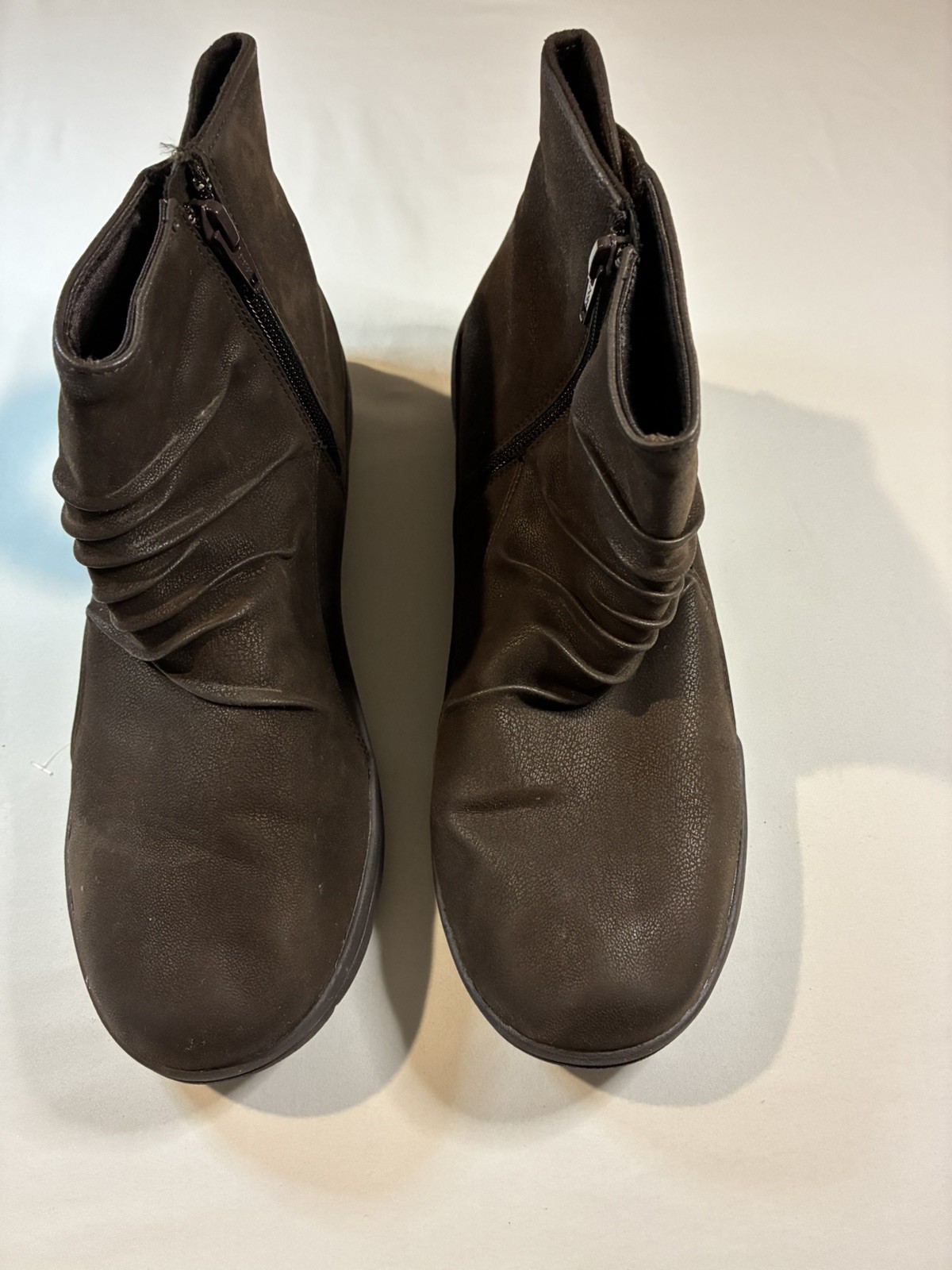 Skerchers Brown Winter/Fall Ankle Boots Size 10
