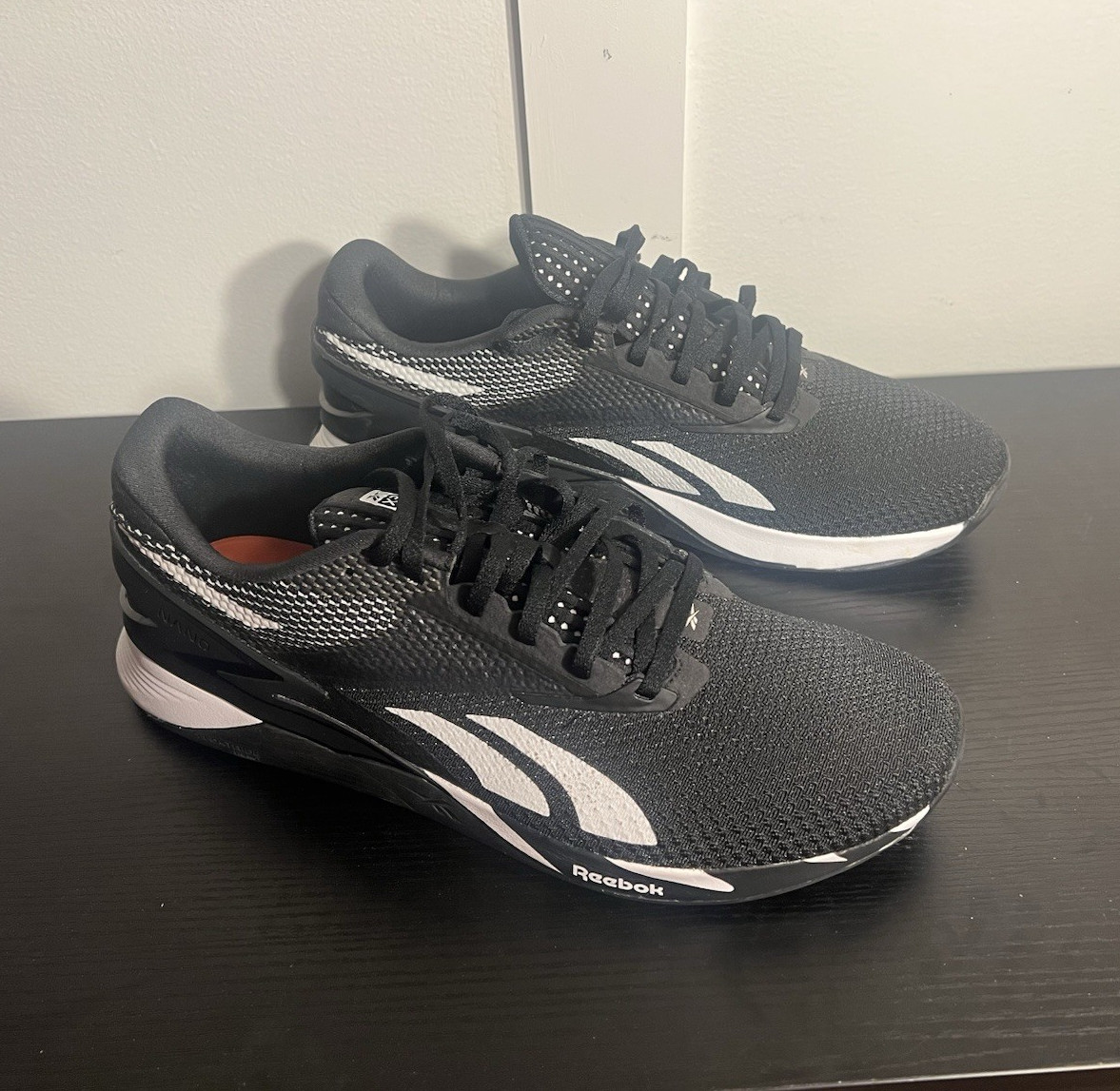 Reebok X3 Men’s Athletic Sneakers Black/White/Orange Mesh Low Top Lace-Up