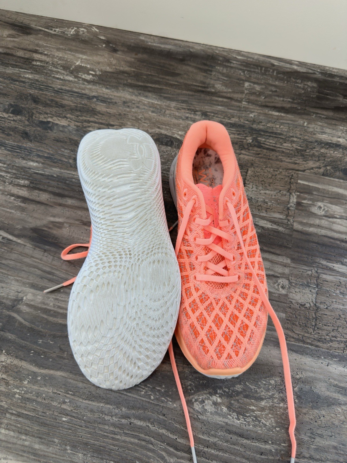 Under Armour Coral Sneakers Size 8