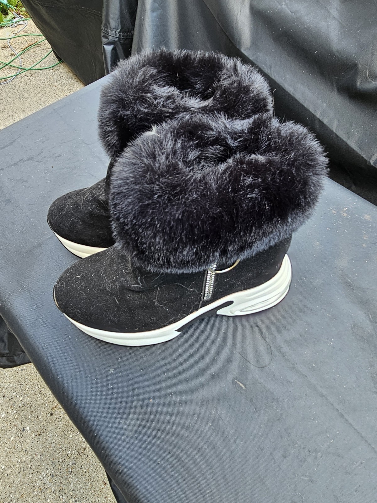 Women’s Black Suede Ankle Bootie Faux Fur Trim Side Zip Round Toe White