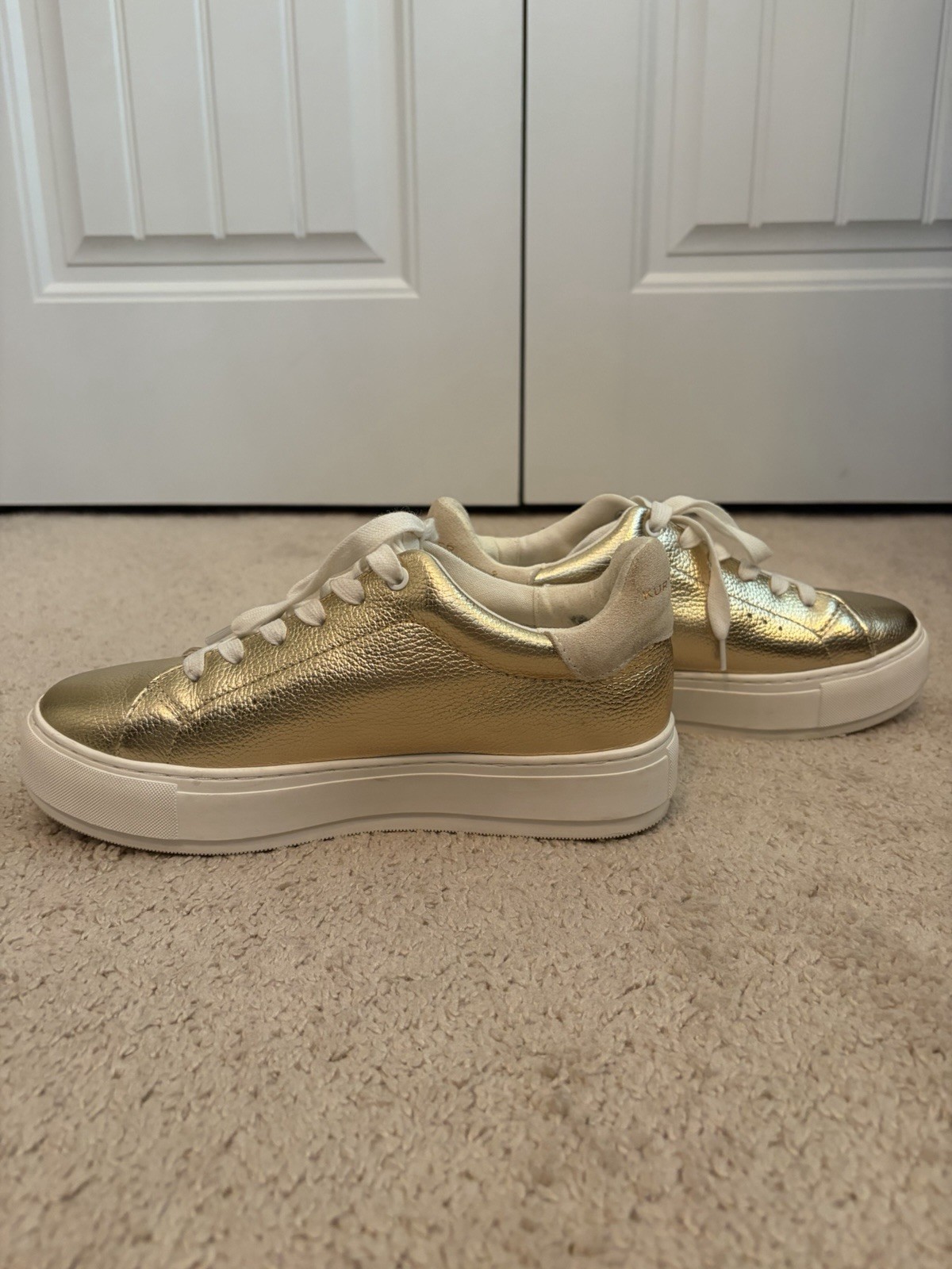 Kurt Geiger London Laney Eye Embellished Gold Leather Platform Sneakers Size 40
