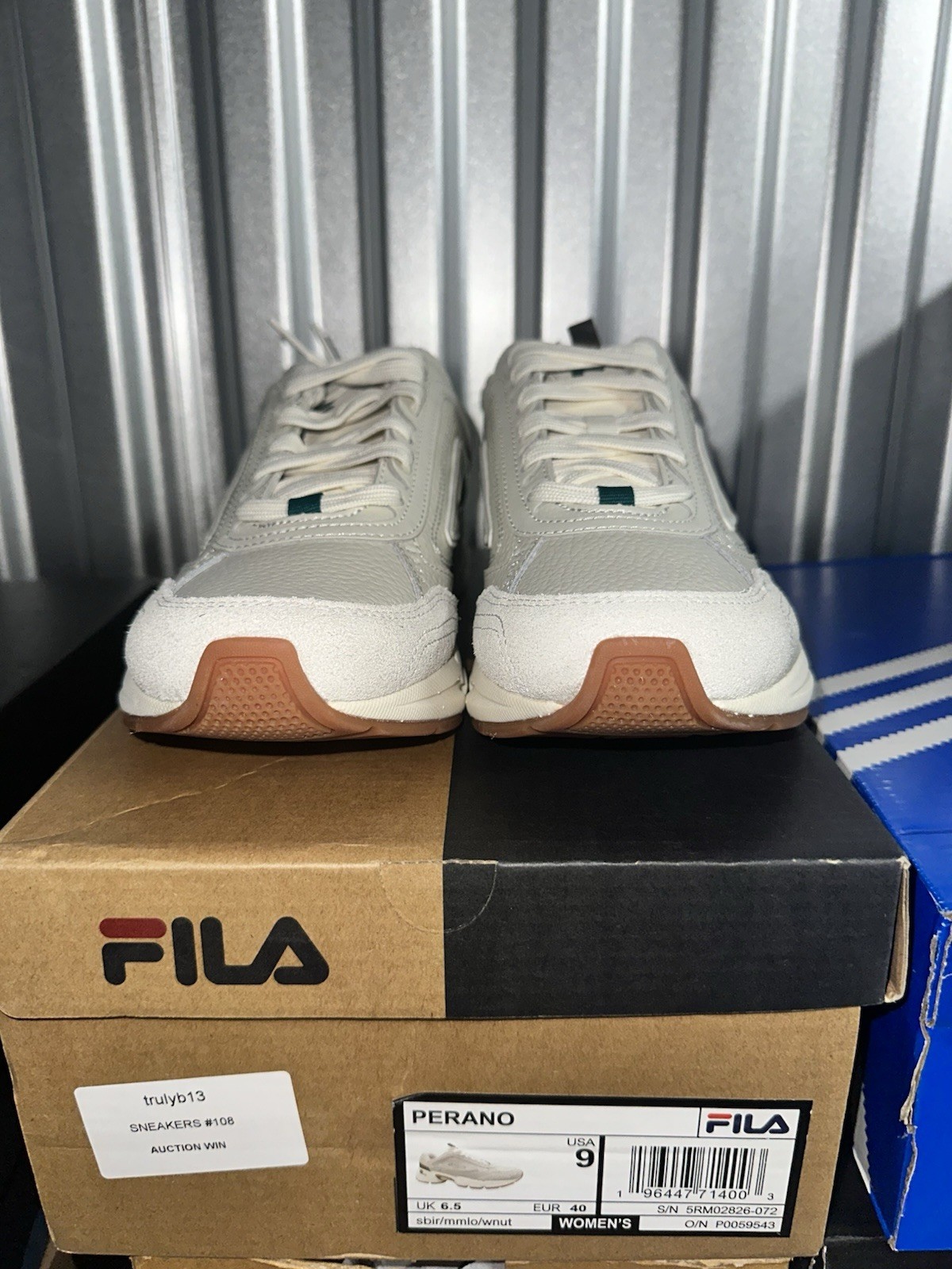 FILA Perano Women’s Gray/White/Brown/Green Low Top Lace Up Sneakers size 9