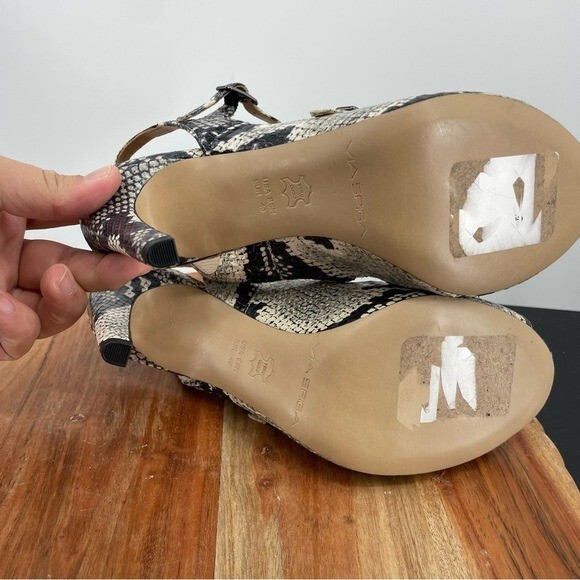 Via Spiga Roseanne heel sandals size 8.5 black white snakeskin snake buckles