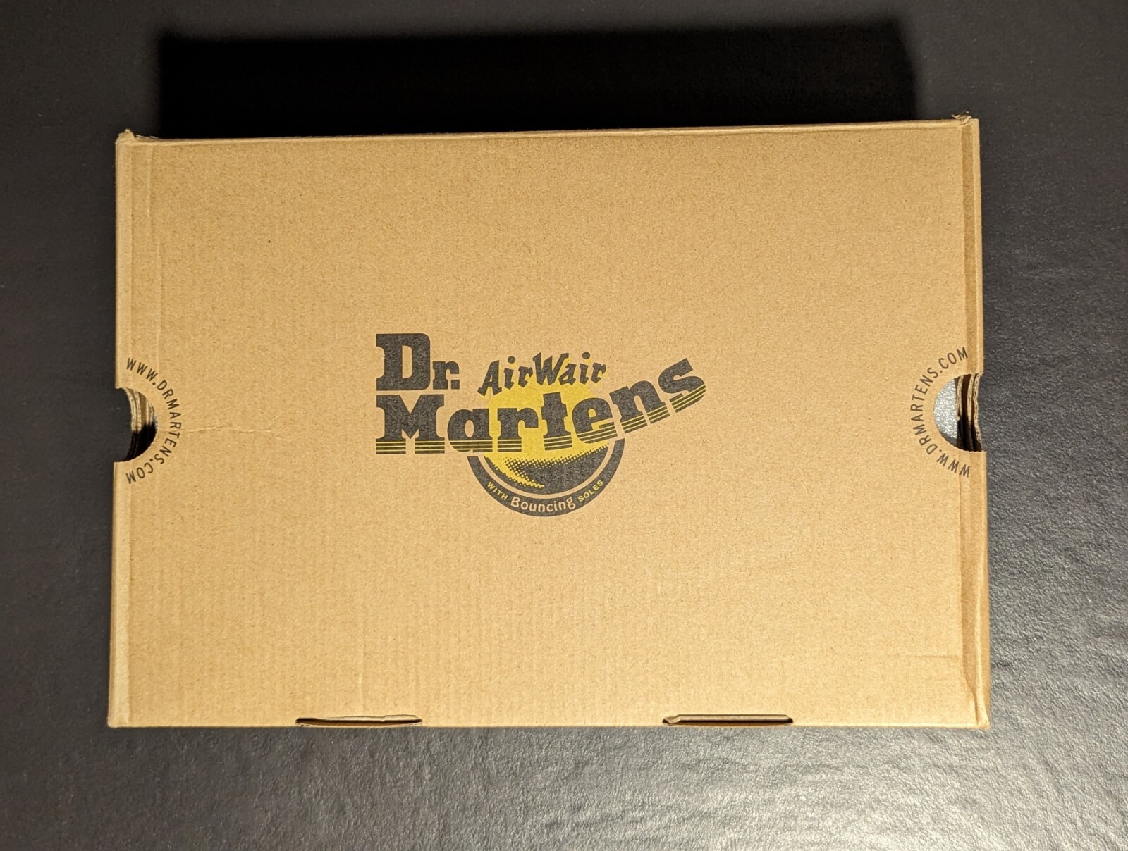 Dr. Martens Women’s 1460 8 Eye Leather Boots 11821006 BLACK SMOOTH Size 7 – NIB