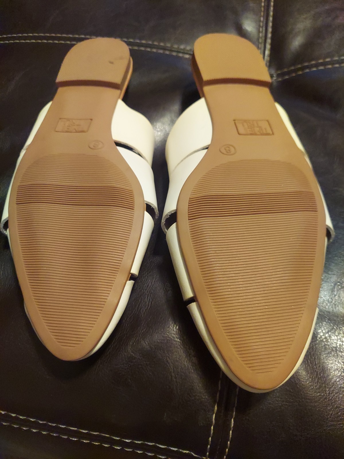 Time and Tru Cream Slide Mules Women Memory Foam Flat Slip On, Sz 8