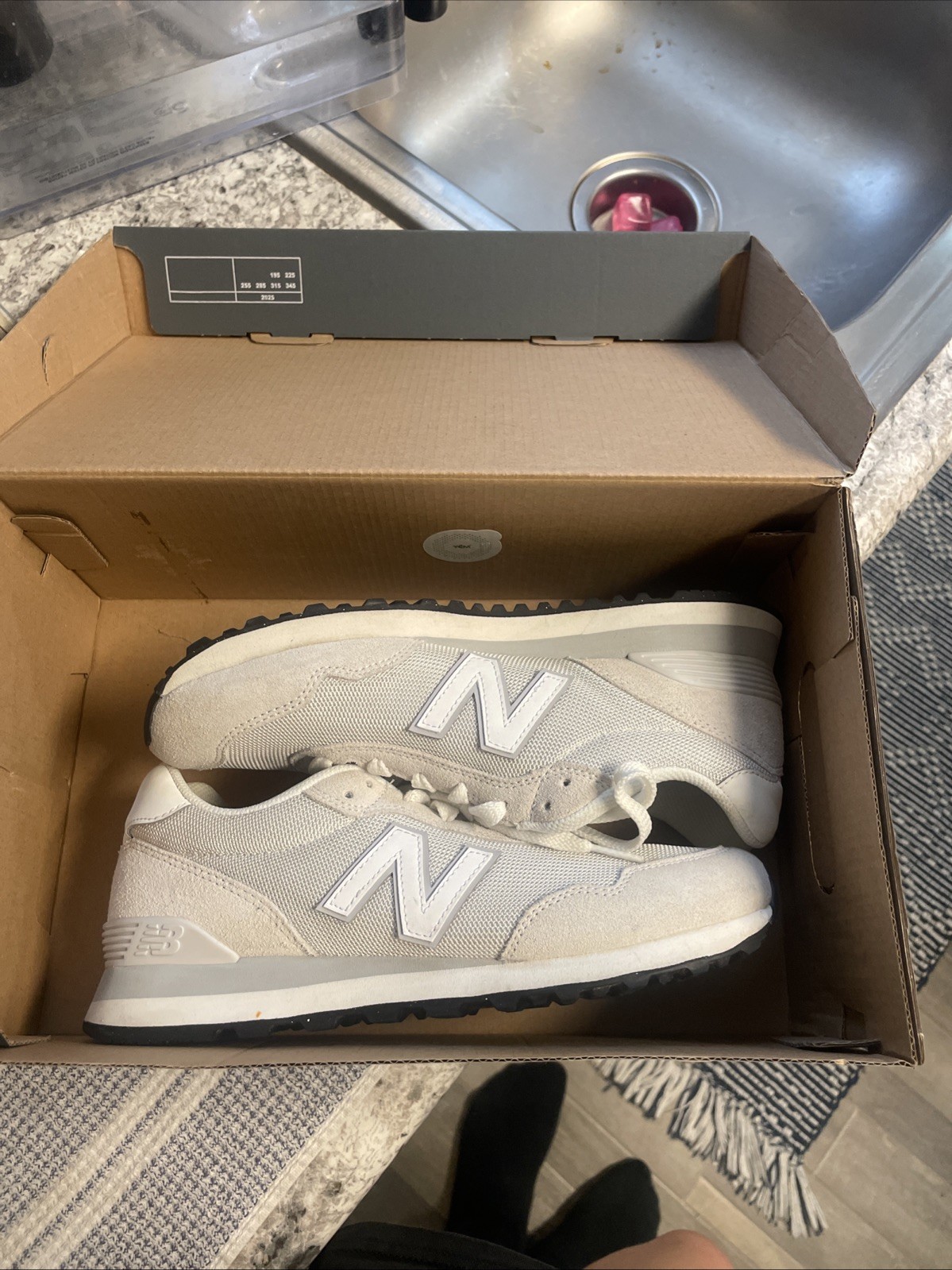 New Balance WL515WHT Women’s Size 9 BRAND NEW barely Worn
