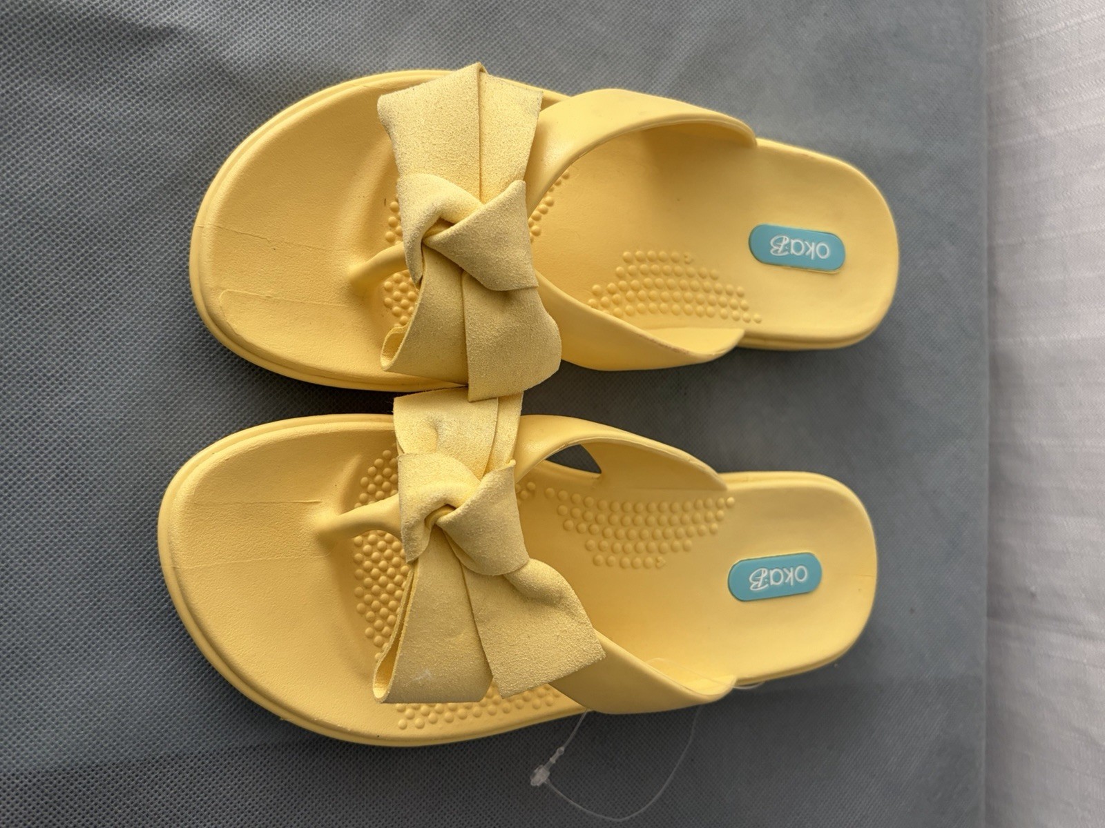 oka.B Women’s Size S Yellow Bow Platform Sandals Excellent Condition USA (B175)