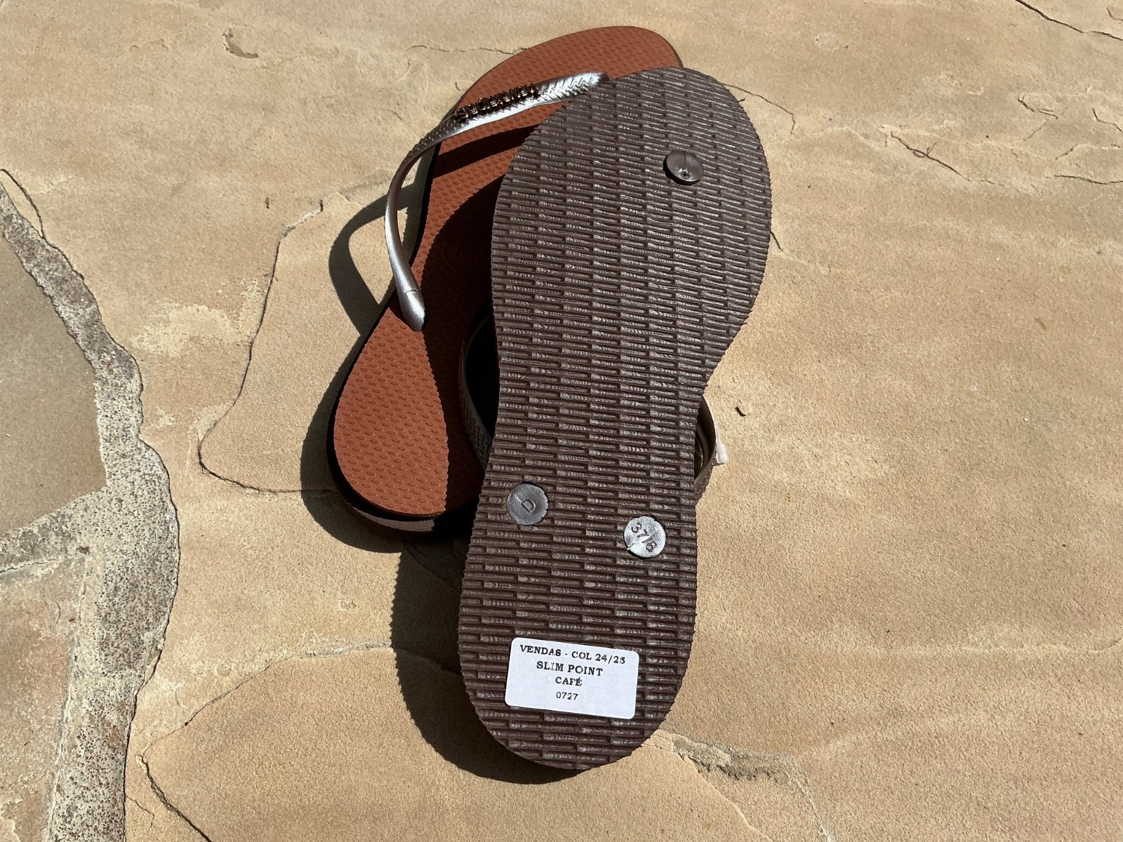 Havaianas Slim Point Flip Flops Color Café Sz 7/8