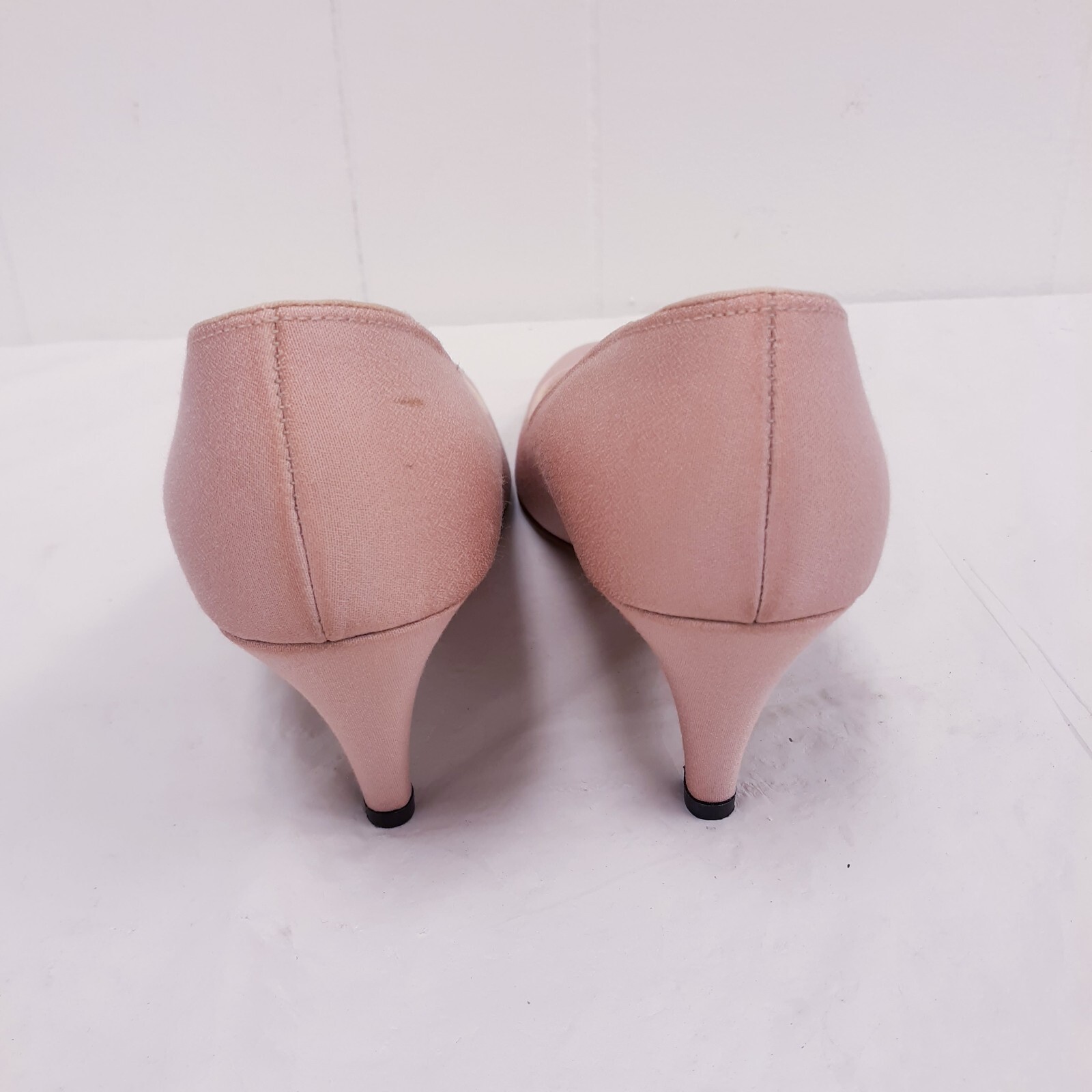 Dyeables heels Women’s Pump, Pink, Size 9B with purse #1175