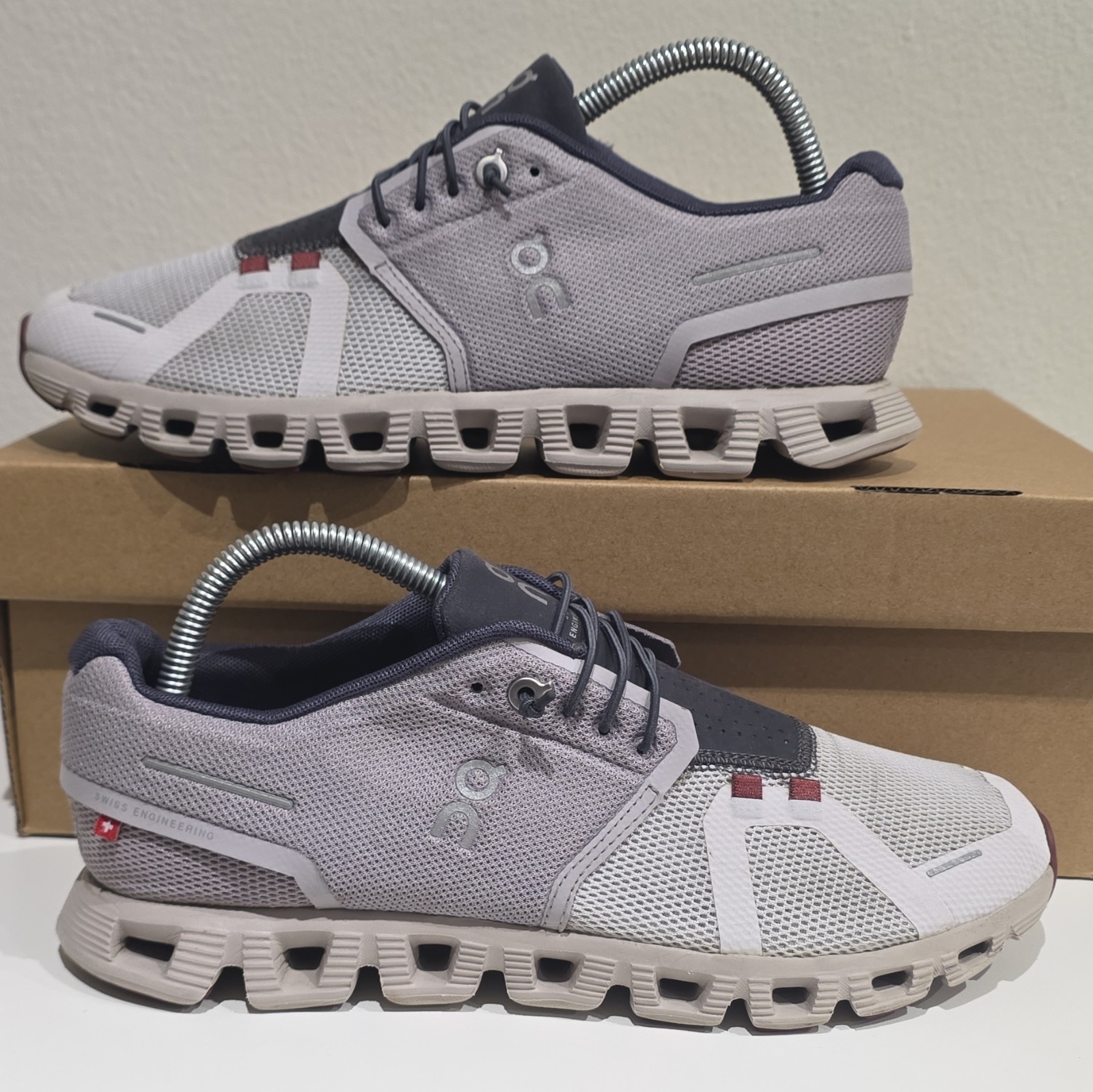 On Cloud 5 Pearl/Frost Low Top Mesh Lace-Up Women’s Athletic Sneaker 59.98157