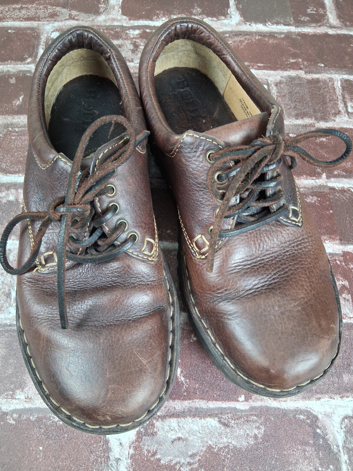 Born Hand Crafted Women Shoes Brown Stitched Leather Stitched Casual Sz 8 Rugged