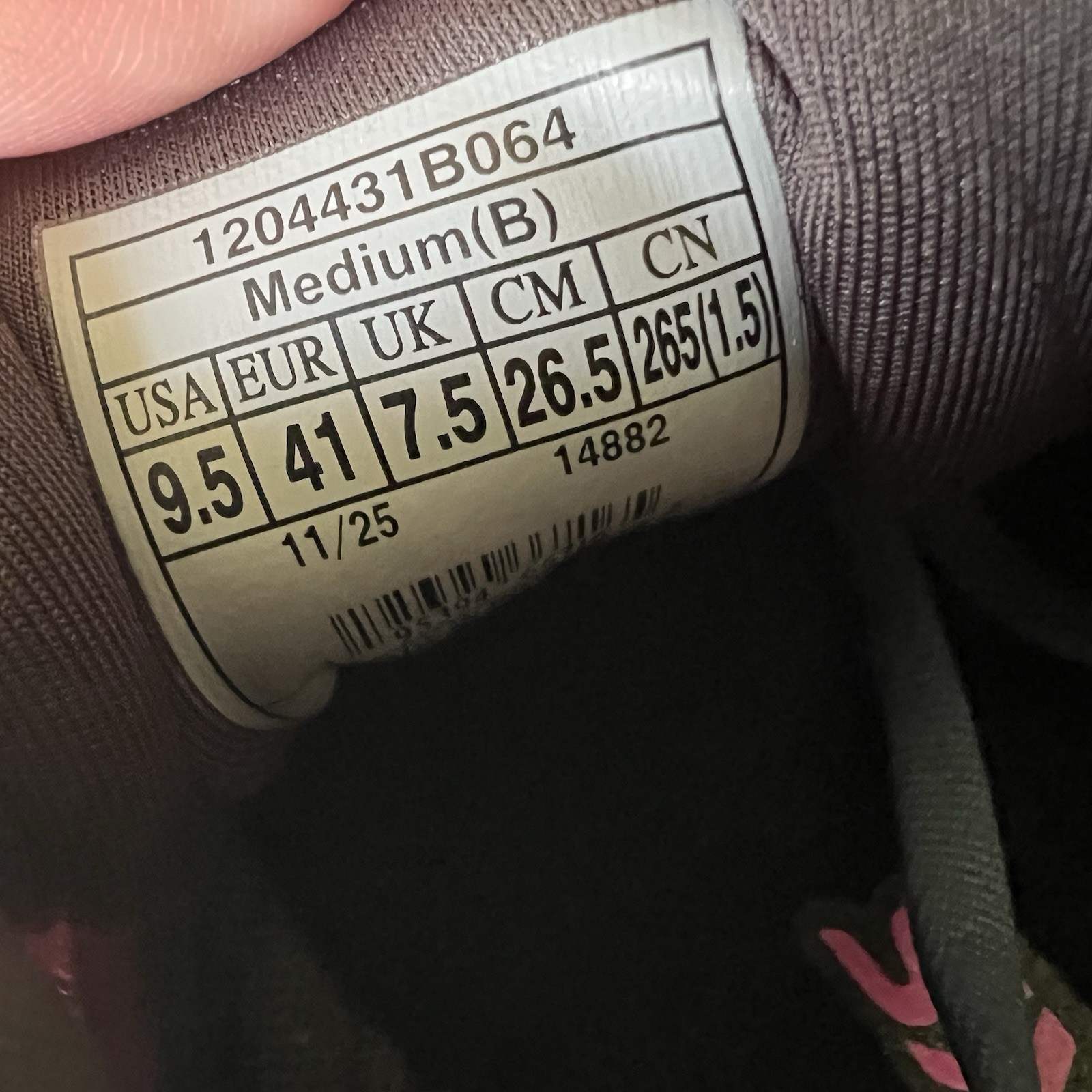 Brooks Adrenaline GTS 25 Supportive Womens 9.5 Black Pink Running Shoes Sneakers