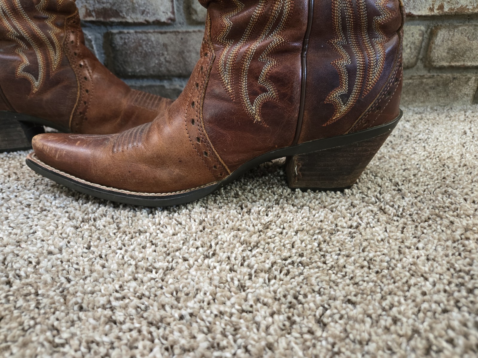 Ariat ATS Brown Leather Western Cowboy Boots Womans Sz 9.5B 10005908 Snip Toe